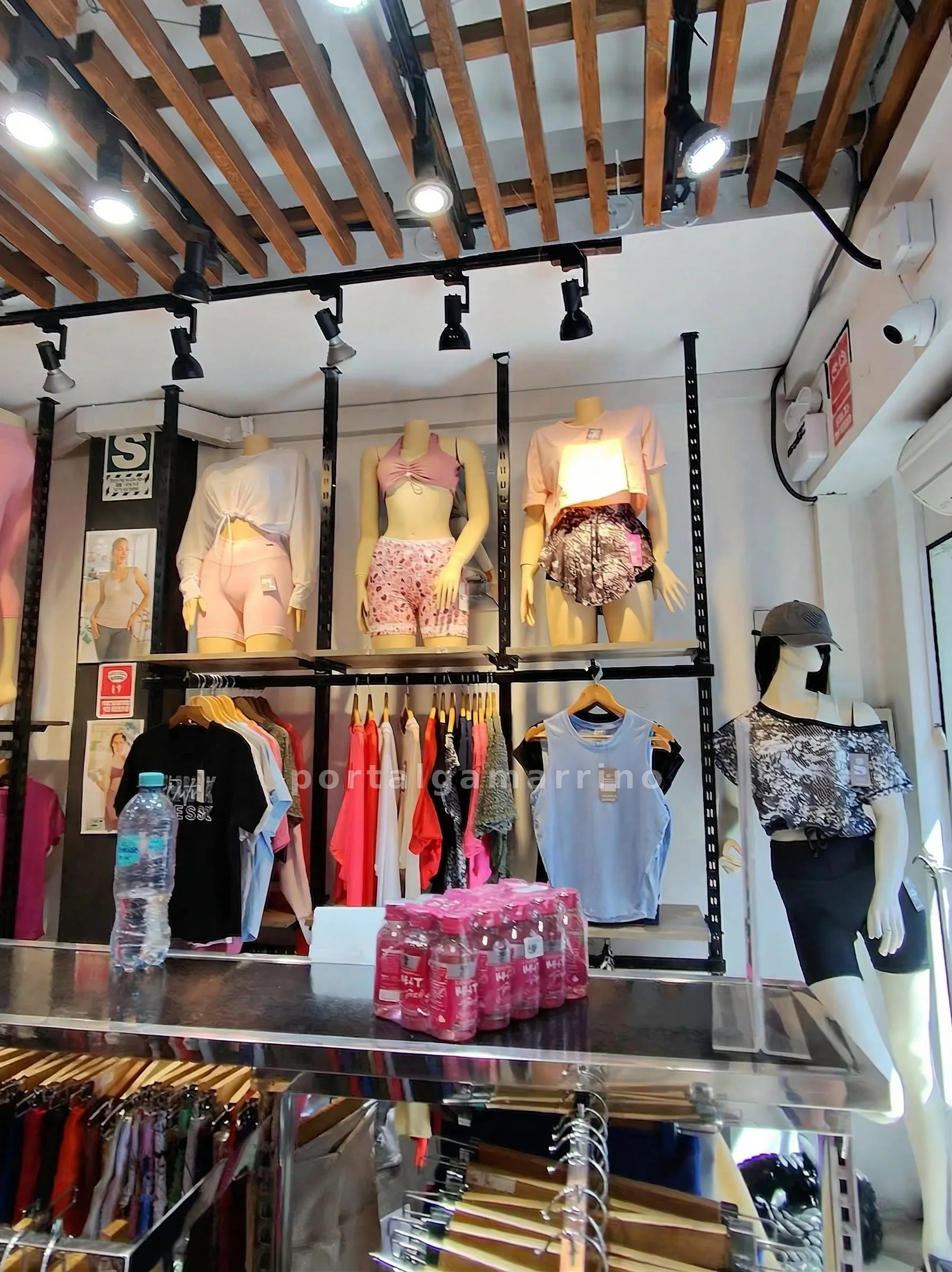Tienda de Ropa Deportiva Femenina y Activewear · Ropa Deportiva · Ropa Deportiva para Mujer — foto 1