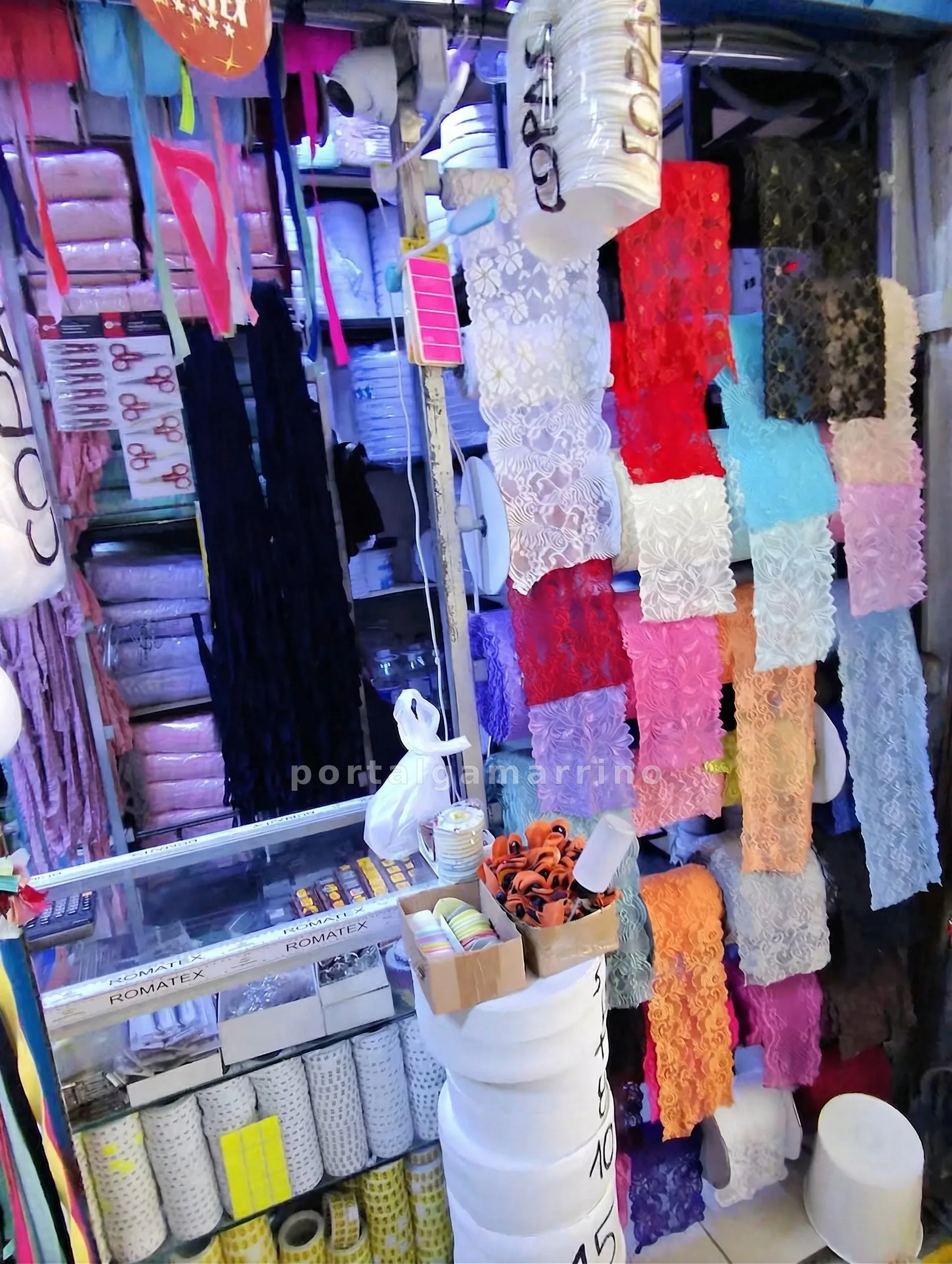 Tienda de Avíos y Encajes por Rollo · Insumos para confección · Avíos Textiles — foto 2