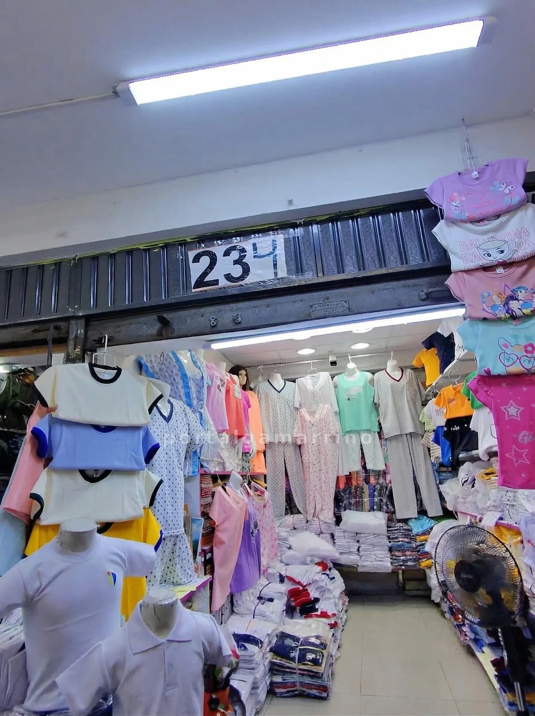 Tienda de pijamas, polos básicos y ropa interior · Ropa y Moda · Pijamas — foto 2