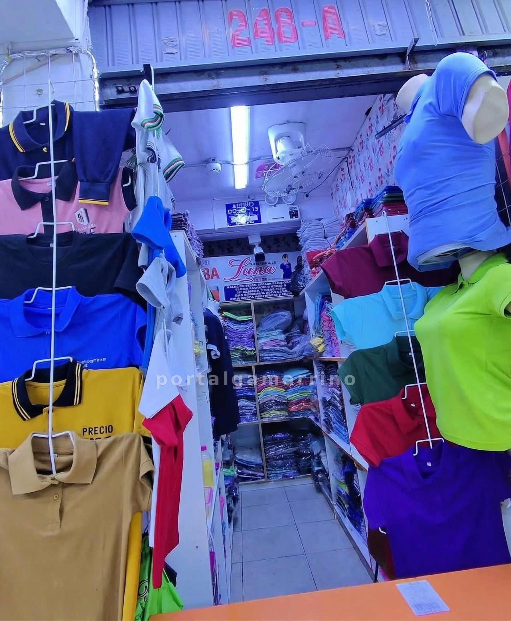Tienda de polos y camiserosbásicas · Ropa y Moda · Polos y Camiseros — foto 2