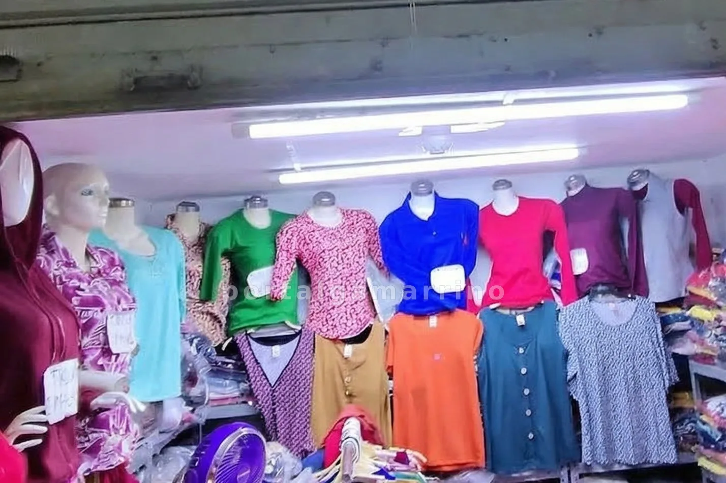 Tienda de ropa femenina casual y de hogar · Ropa y Moda · Ropa para mujer — foto 2