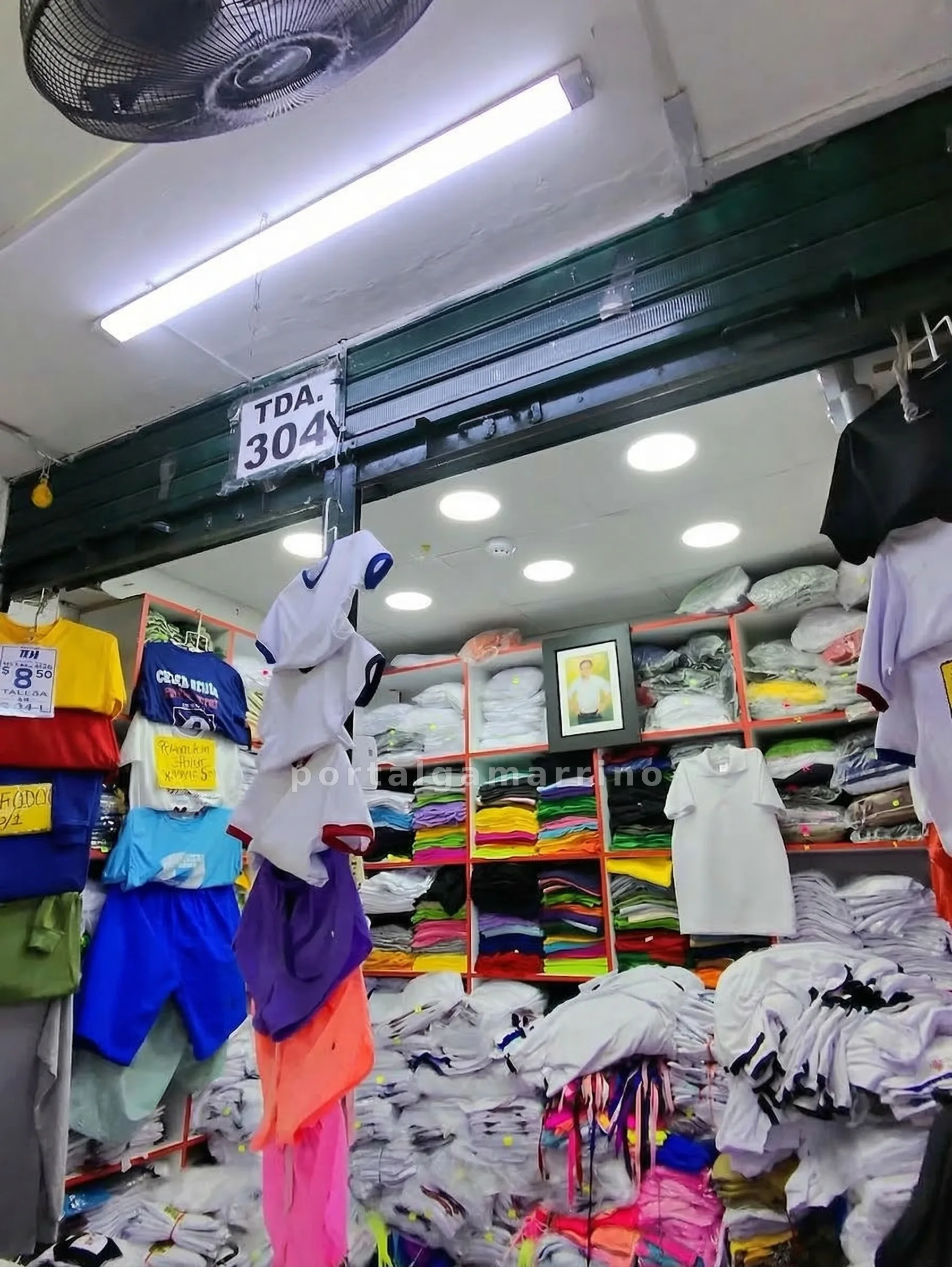 Tienda de Ropa Escolar y Polos Básicos — Galería Aviación