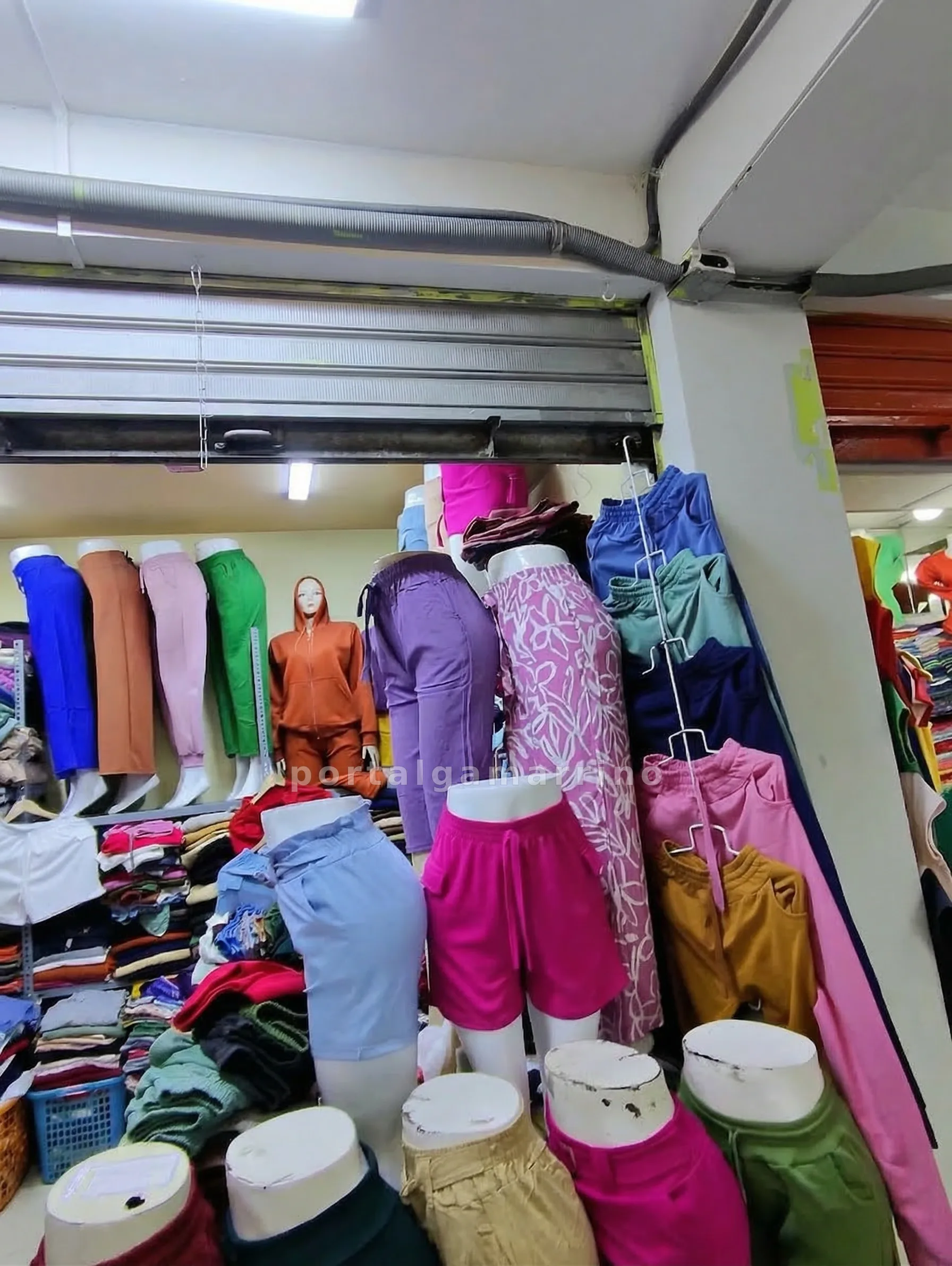 Tienda de Buzos, Joggers y Shorts Para Mujer · Ropa y Moda · Ropa para mujer — foto 1