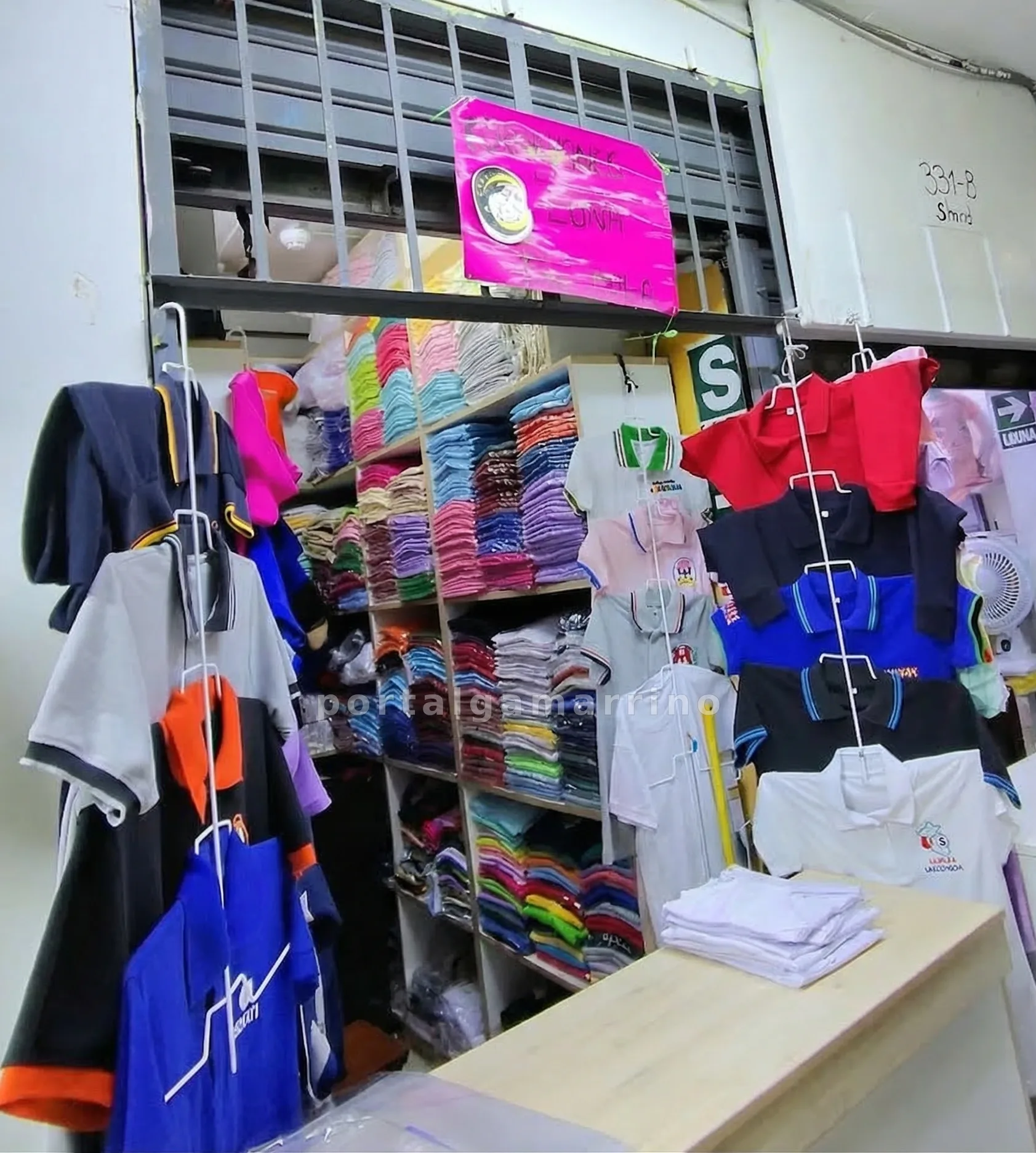Tienda de Uniformes, Polos Pique y Polos Escolares  — Galería Aviación