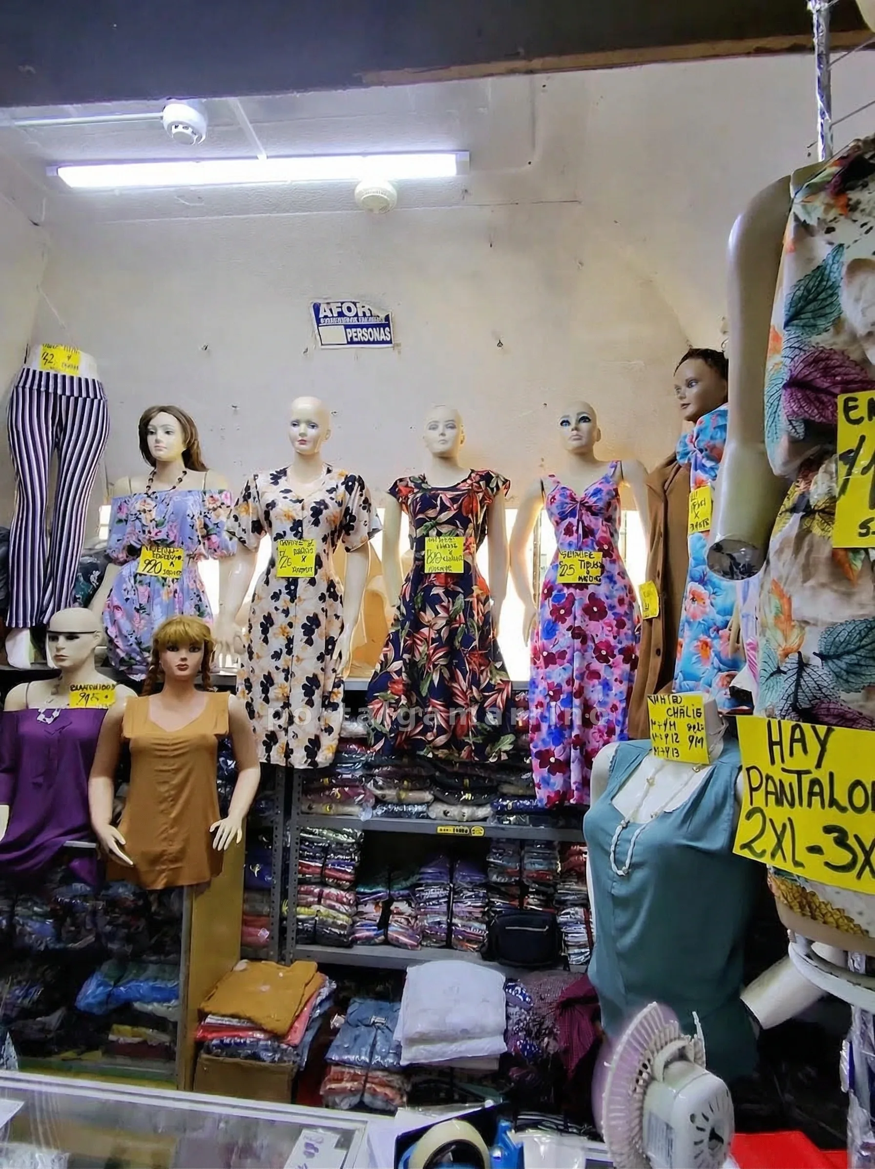 Tienda de vestidos, enterizos y faldas para mujer · Ropa y Moda · Ropa para mujer — foto 3
