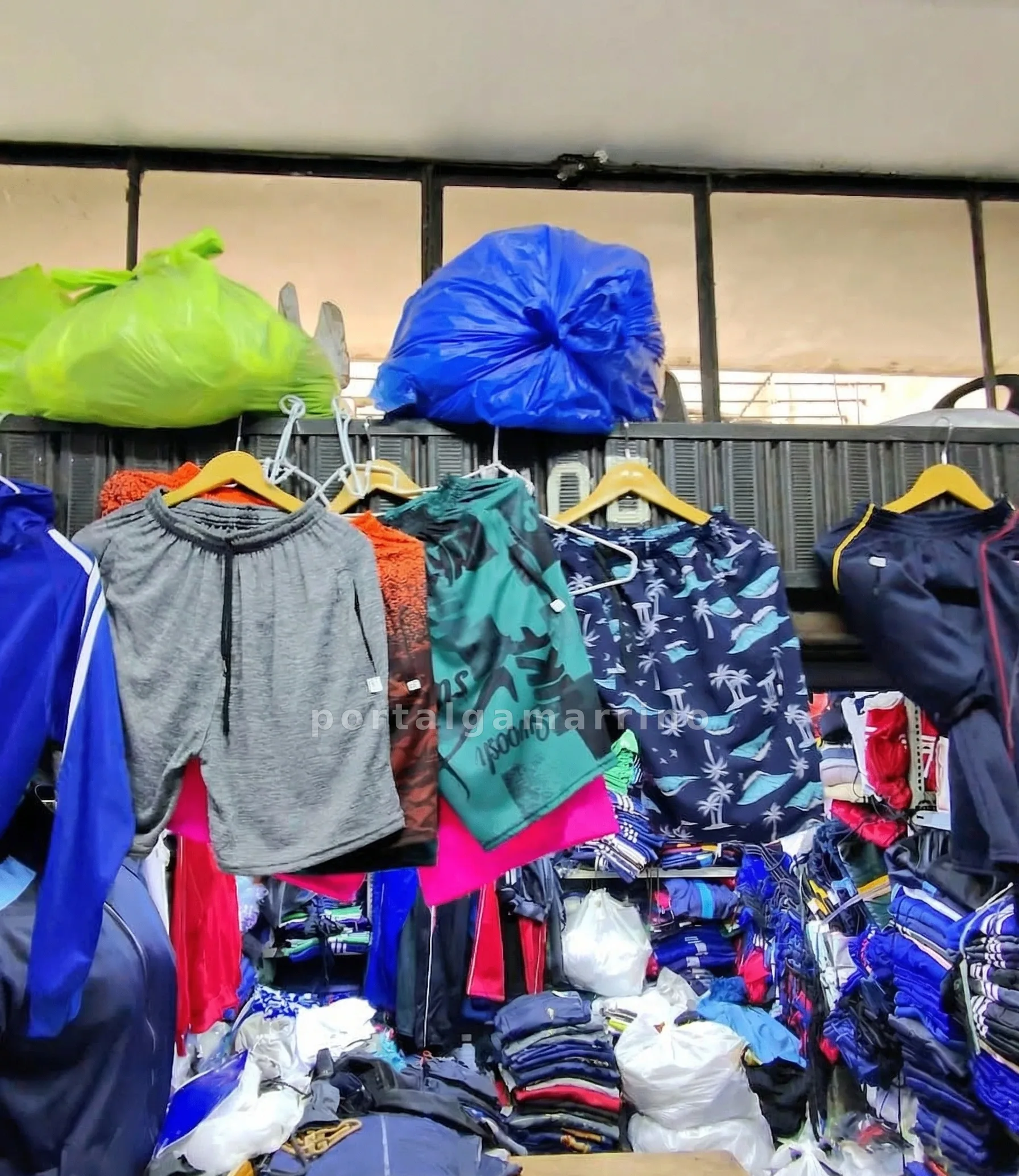 Tienda de Buzos y Shorts Deportivos · Ropa y Moda · Buzos y Shorts — foto 2