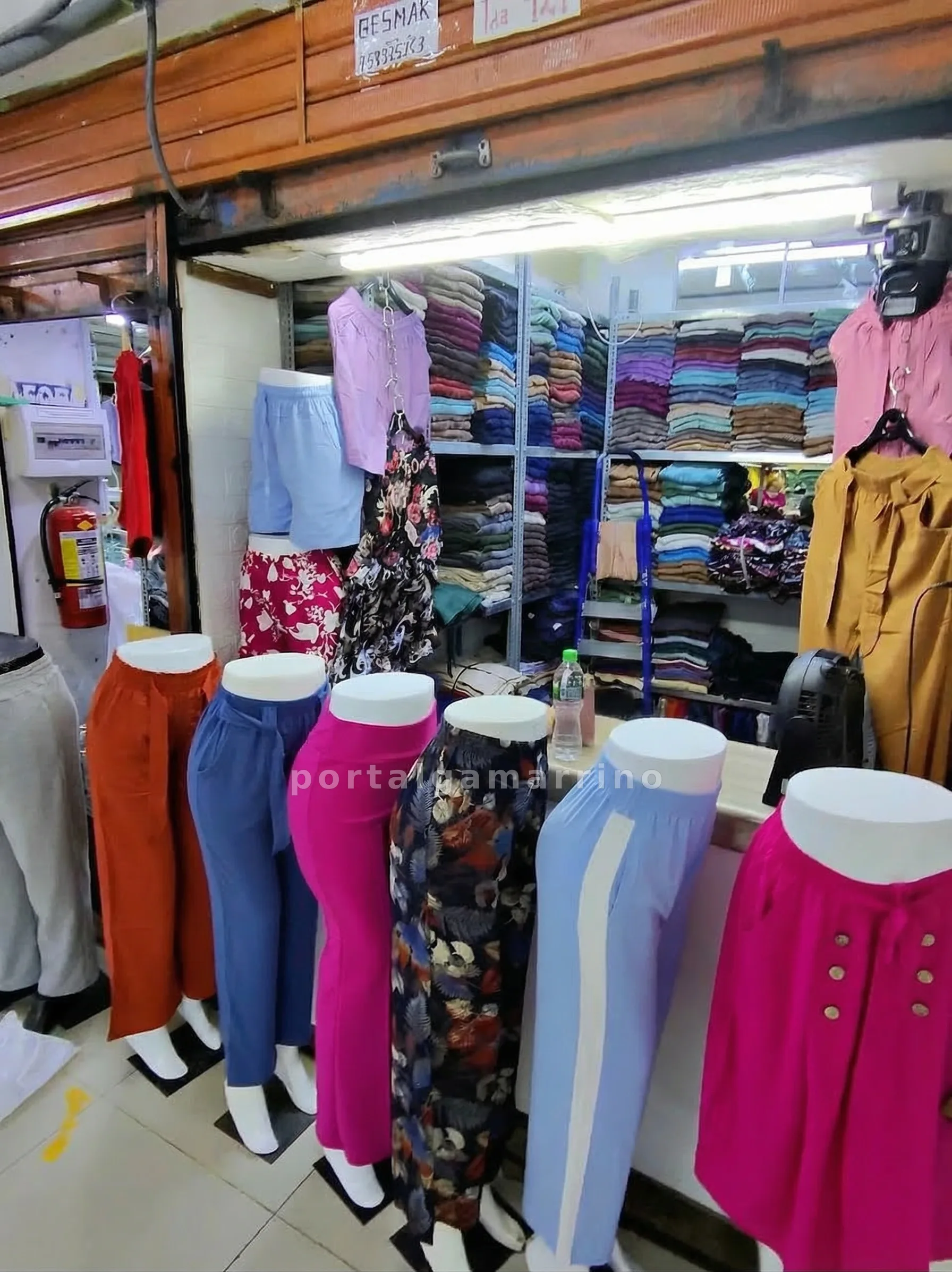 Tienda de Pantalones Para Mujer · Ropa y Moda · Ropa para mujer — foto 2