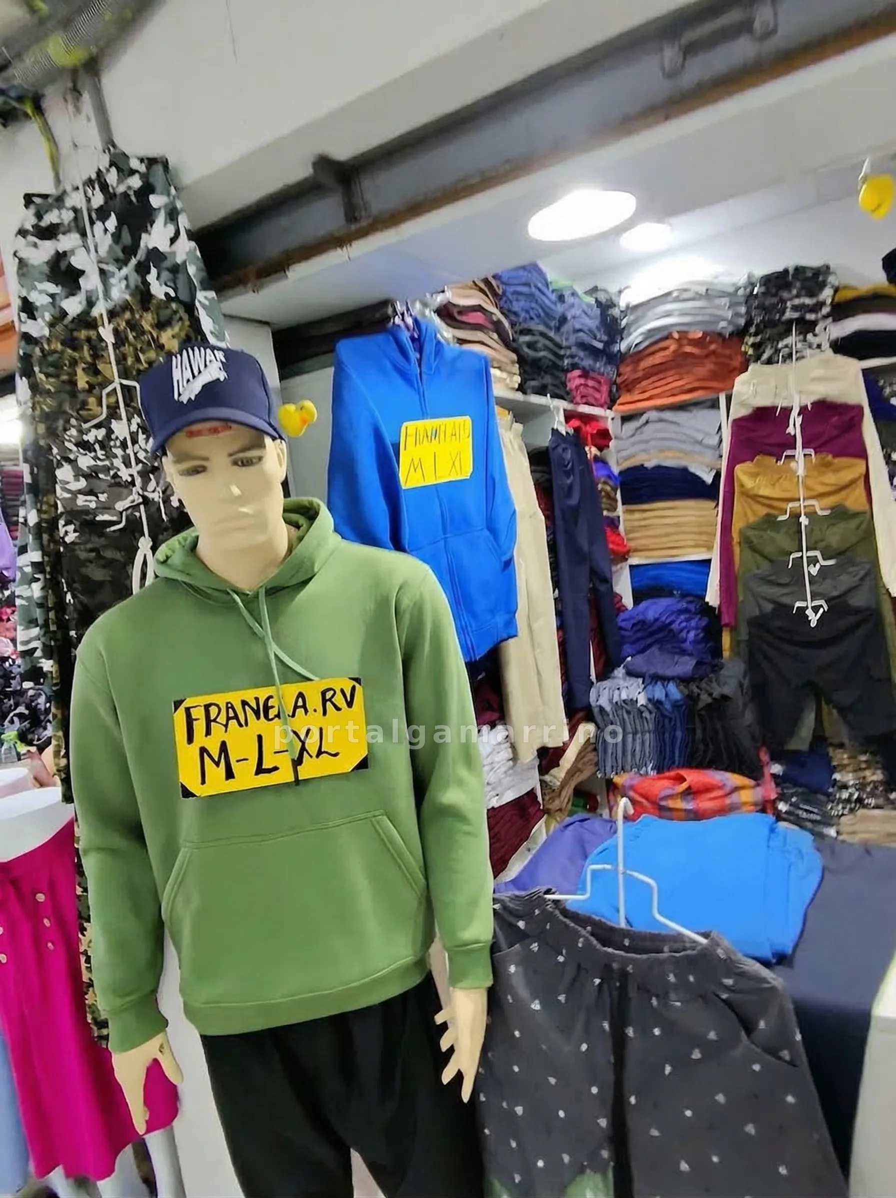 Tienda de Buzos, Hoodies y Shorts Deportivos · Ropa y Moda · Ropa Deportiva — foto 2