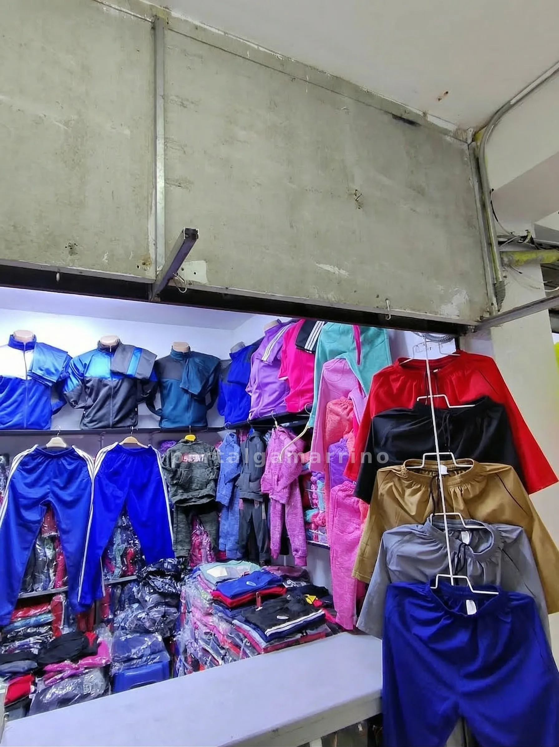 Tienda de Buzos y Conjuntos Deportivos para Niños y Niñas · Ropa y Moda · Ropa Deportiva — foto 3