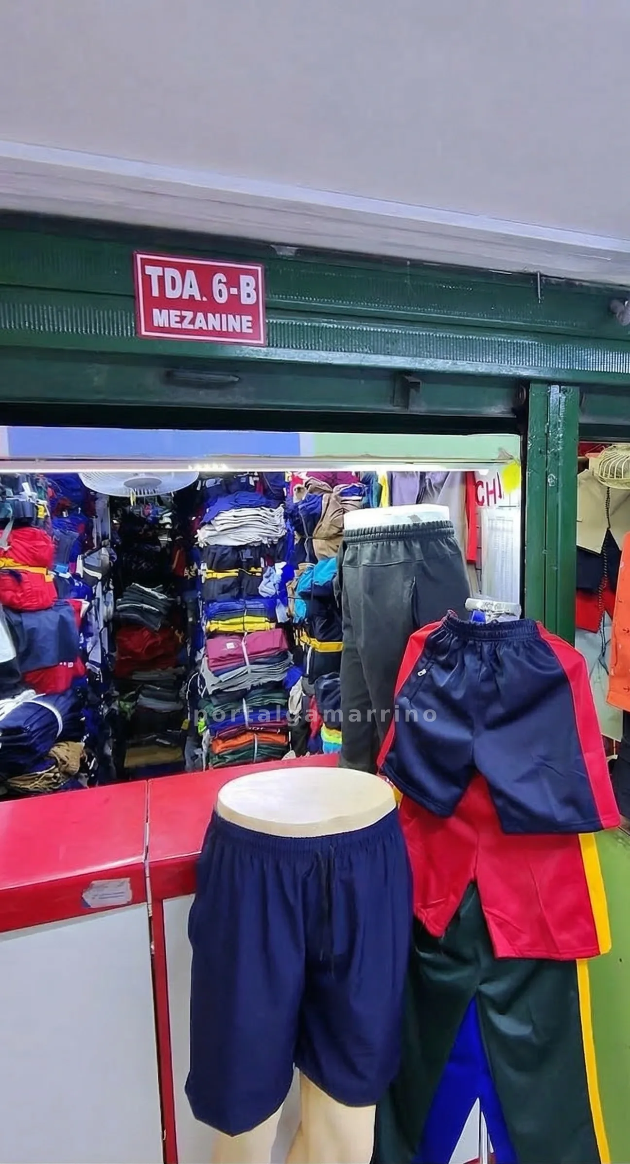 Tienda de Shorts y Buzos Deportivos Para Colegios · Ropa y Moda · Ropa Escolar — foto 2