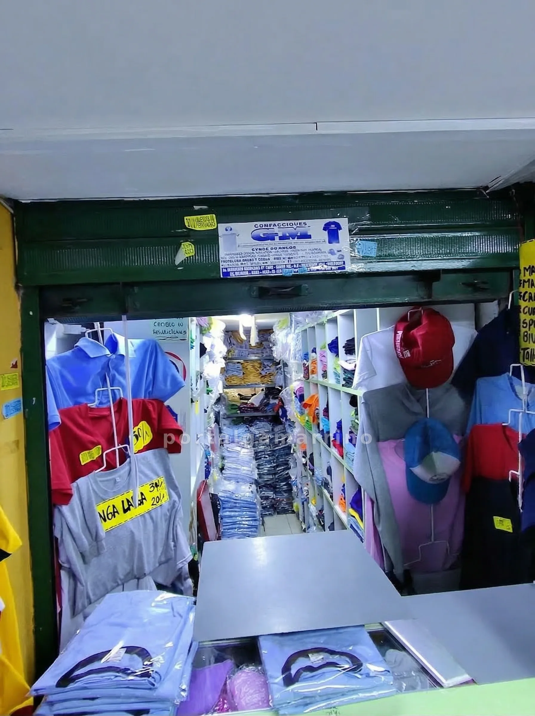 Tienda de Polos y Ropa Básica · Merchandising · Polos Publicitarios — foto 2