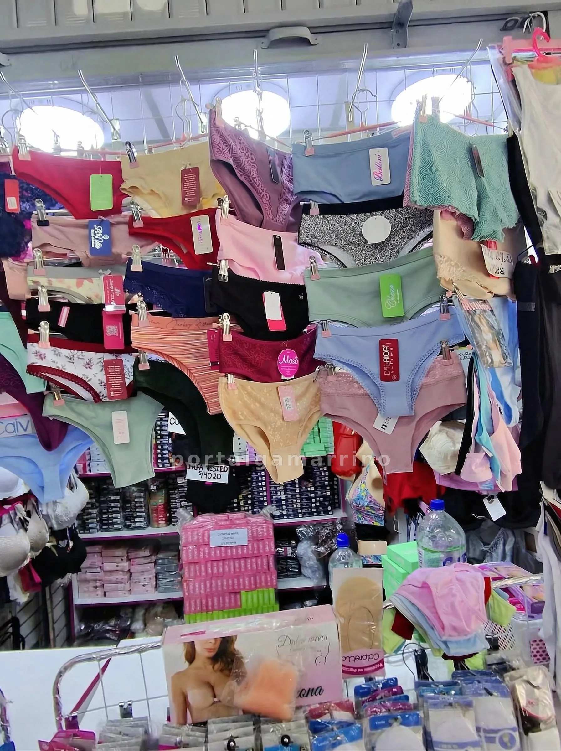 Tienda de Ropa Interior Femenina y Fajas · Ropa y Moda · Ropa Interior para Mujer — foto 2