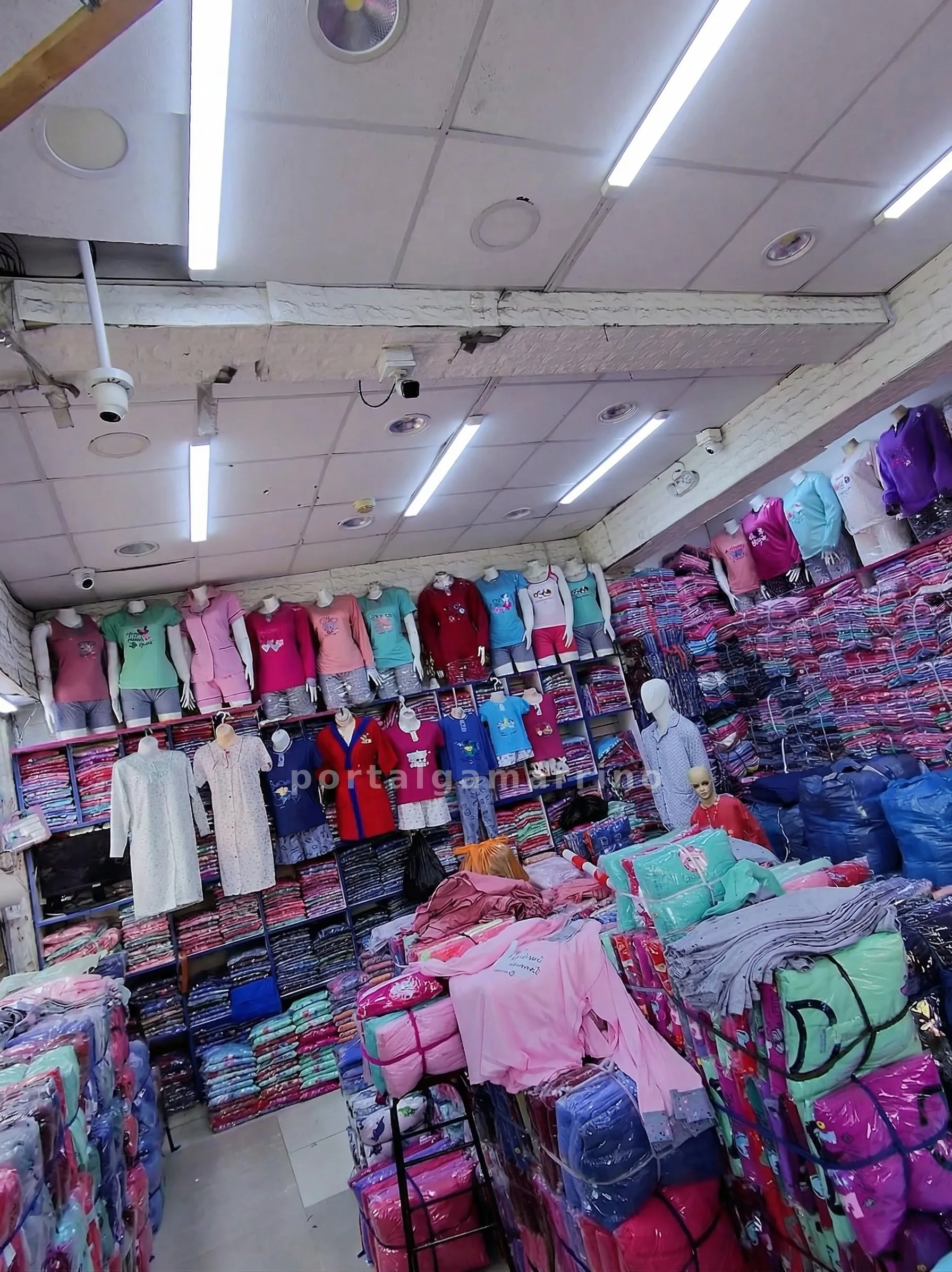Tienda de pijamas y ropa de dormir para hombre, mujer y niñas · Ropa y Moda · Pijamas — foto 1