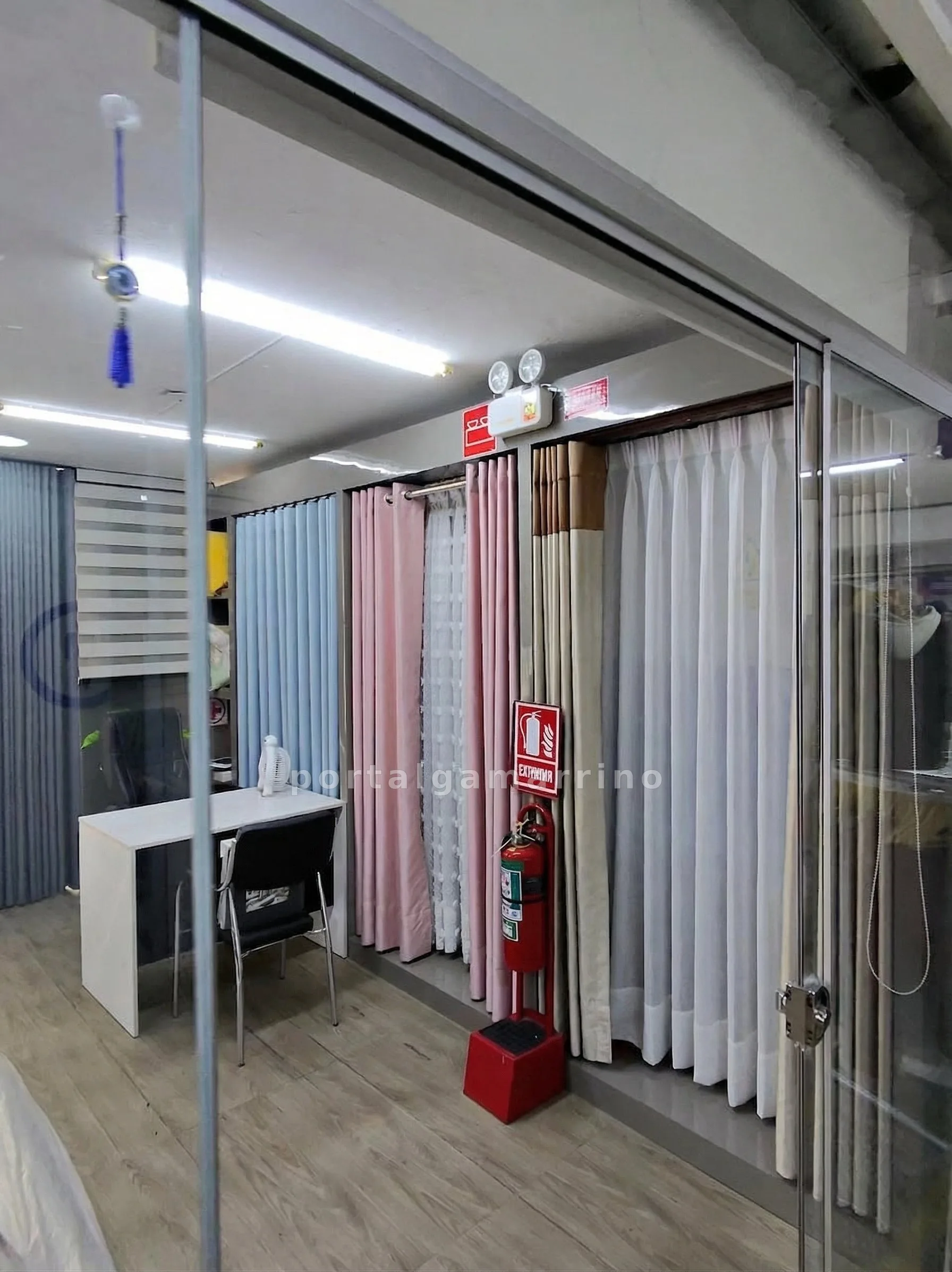 Tienda de Cortinas y Persianas · Hogar · Cortinas y Persianas — foto 2