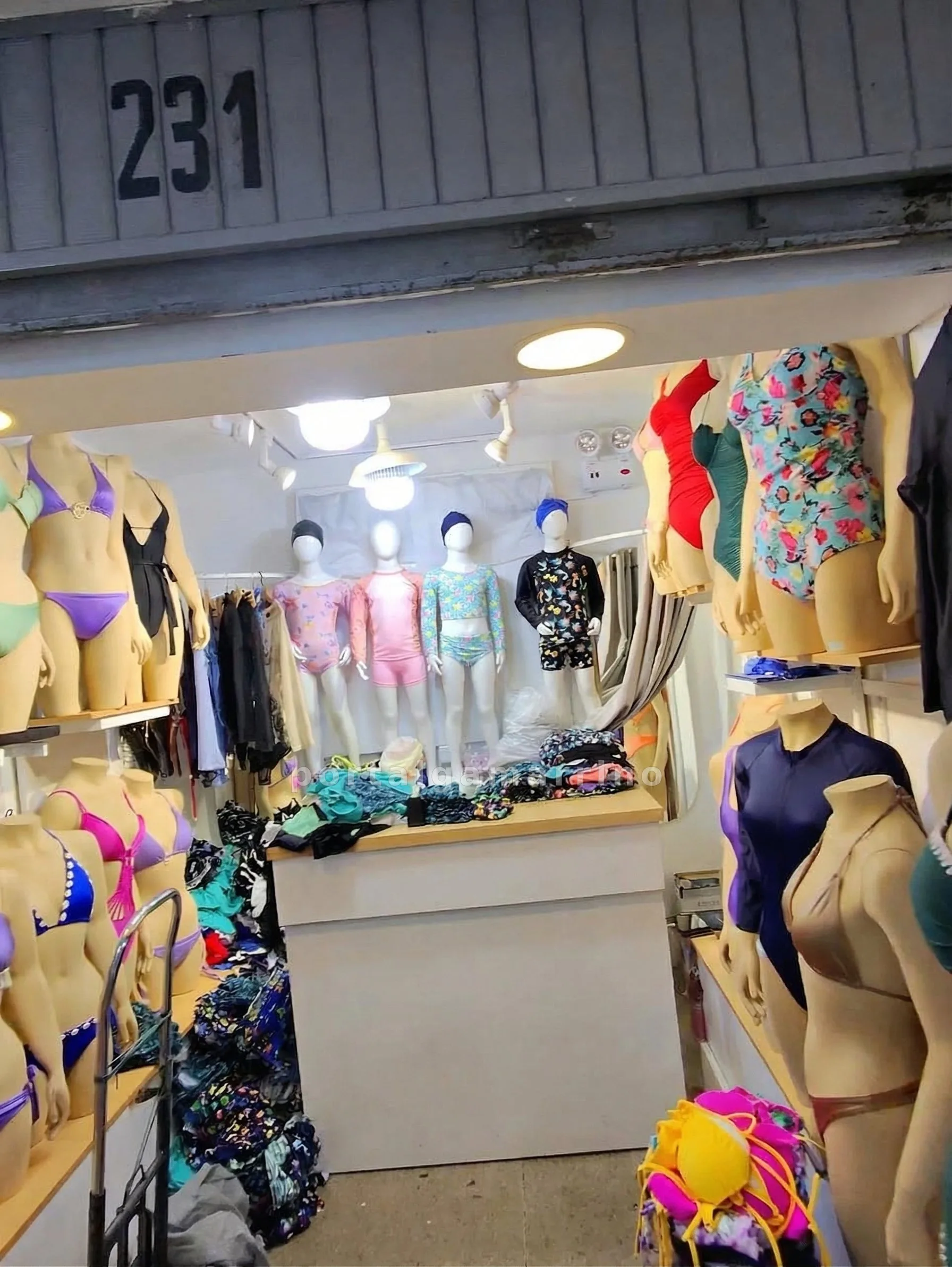 Tienda de ropa de baño y bikinis · Ropa y Moda · Bikinis — foto 2