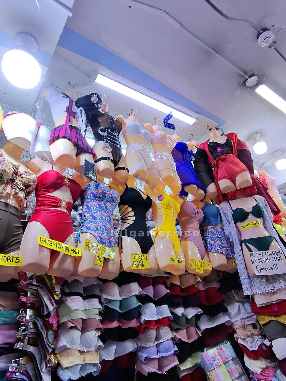 Lencería y trajes de baño · Ropa y Moda · Ropa de baño — foto 2