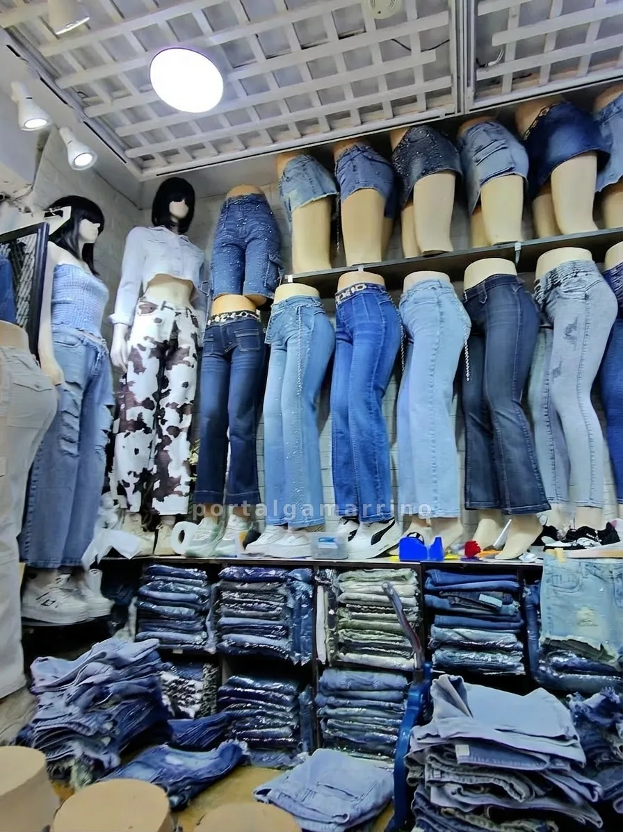 Tienda de Jeans y Shorts Denim para Mujer · Ropa y Moda · Ropa para mujer — foto 2