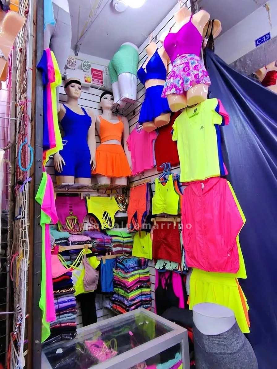 Tienda de Ropa Deportiva y Fitness · Ropa y Moda · Ropa Deportiva — foto 1