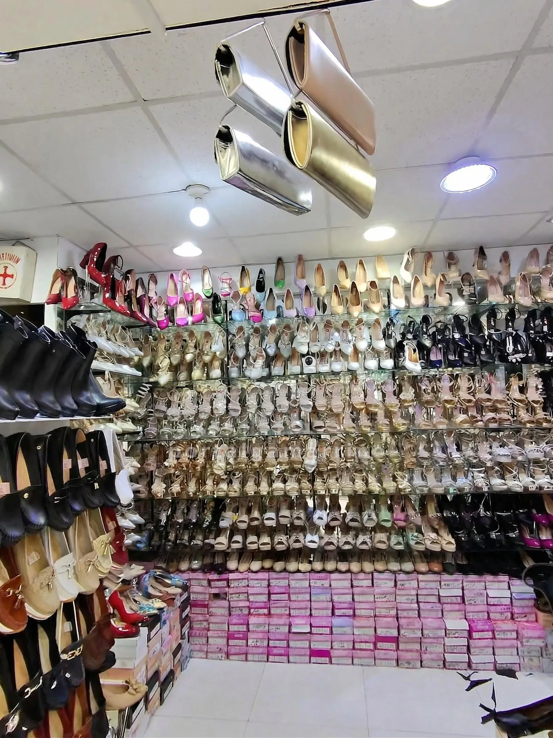 Tienda de calzado femenino de vestir y sandalias · Calzado · Calzado para Mujer — foto 3