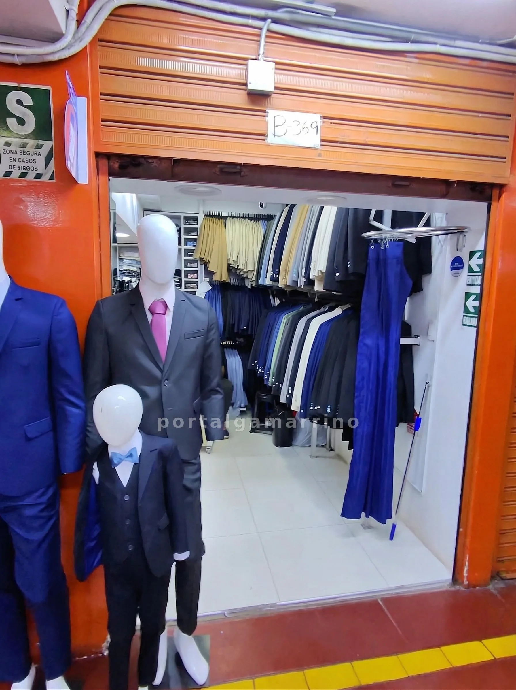 Tienda de ternos y trajes de vestir — Galería El Rey