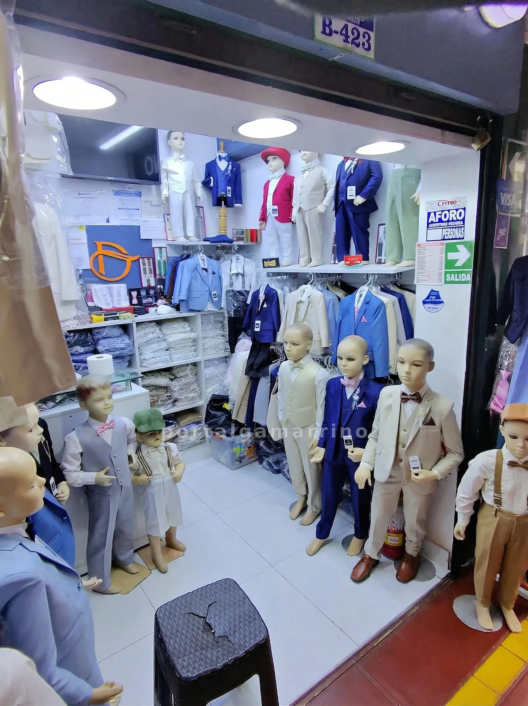 Tienda de ternos y trajes de vestir para niños · Ropa Formal · Ternos y Trajes para Niños — foto 2