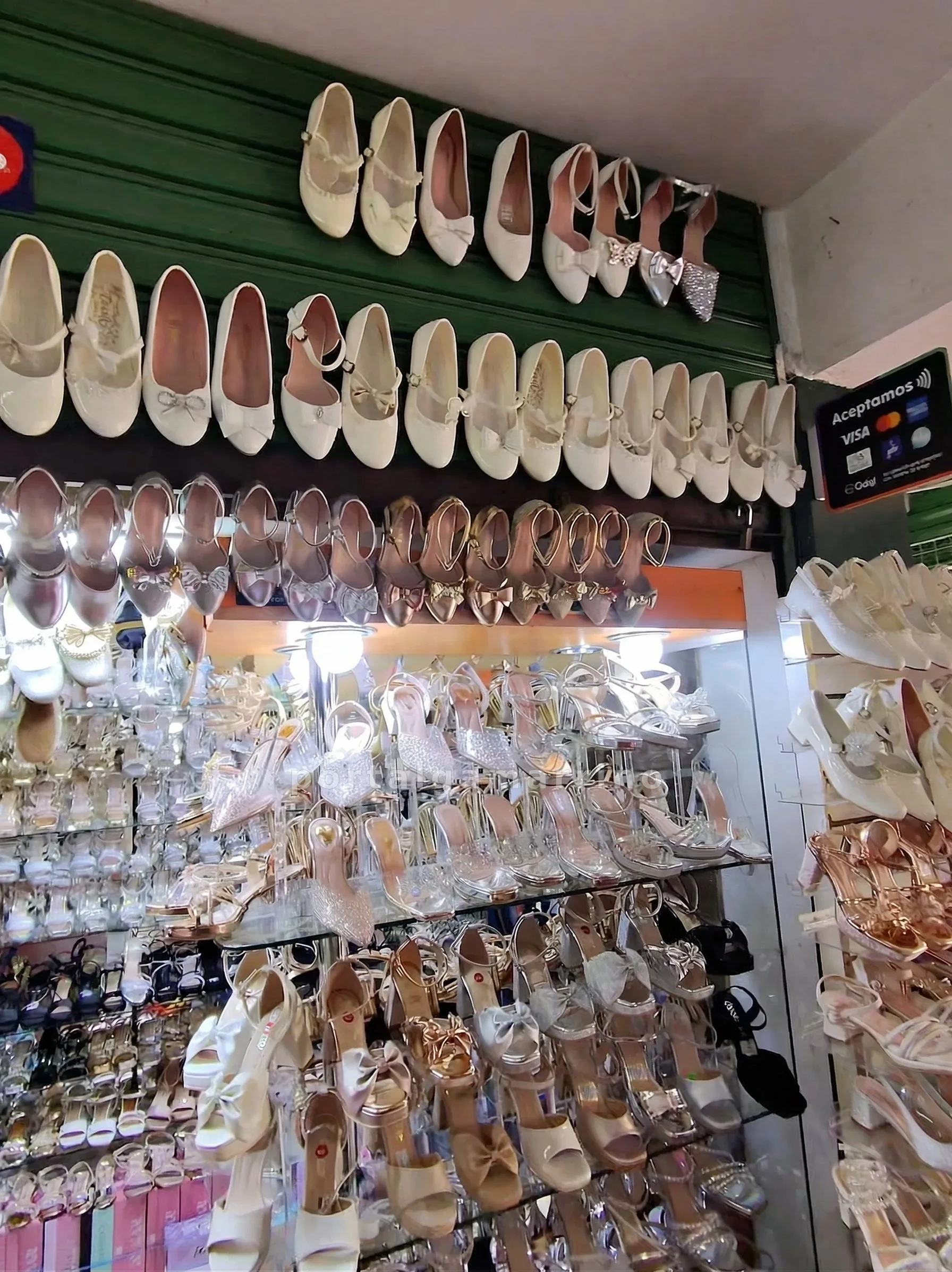 Tienda de calzado femenino de vestir y ceremonia · Calzado · Calzado para Mujer — foto 2