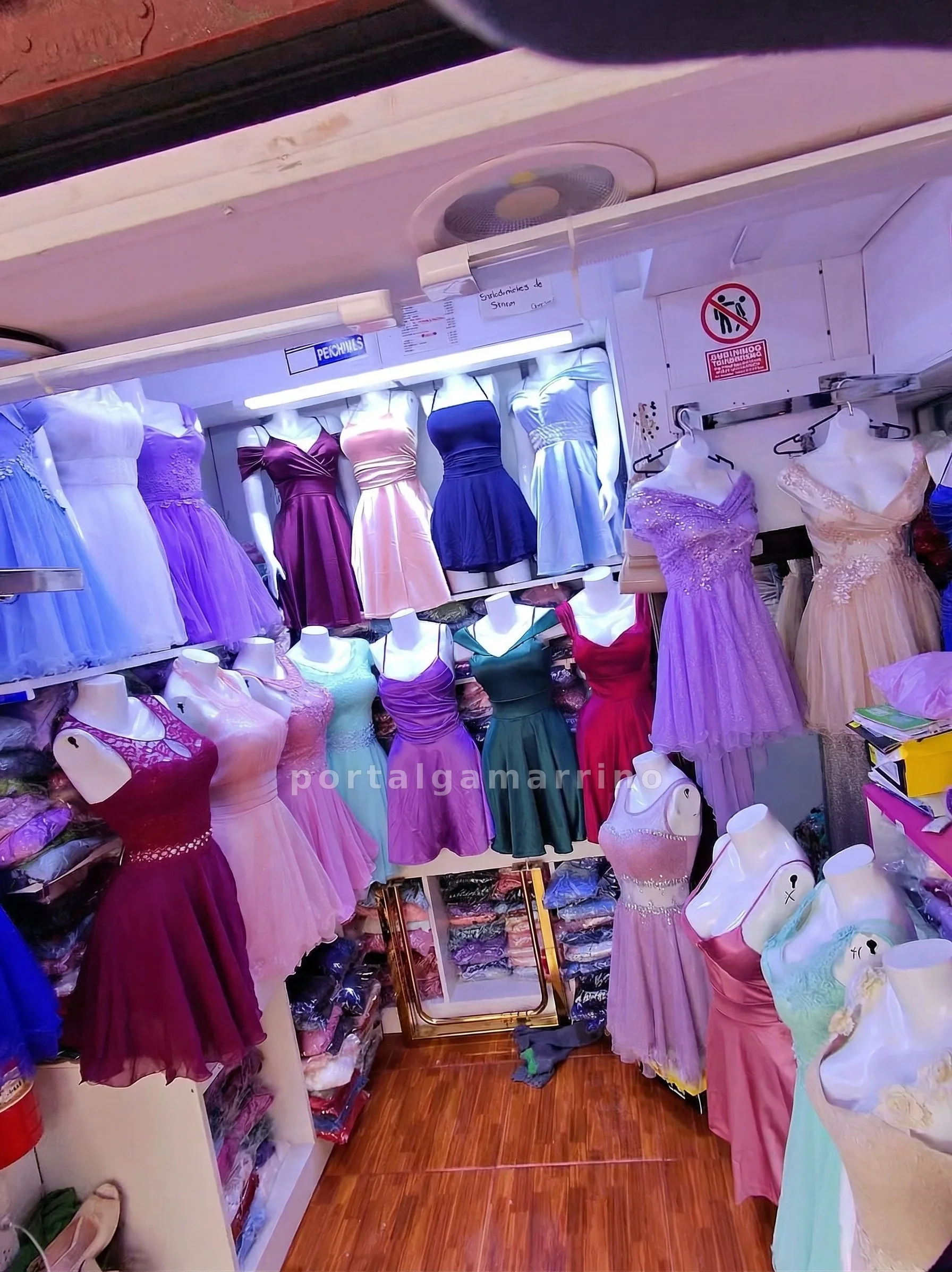 Tienda de vestidos de fiesta y gala para mujer · Ropa y Moda · Vestidos — foto 1