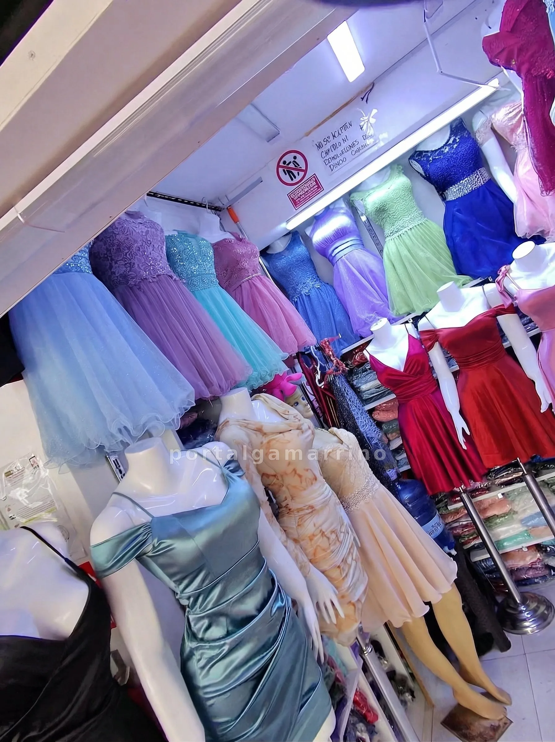 Tienda de Vestidos de Fiesta y Noche para Mujer · Ropa y Moda · Vestidos — foto 2