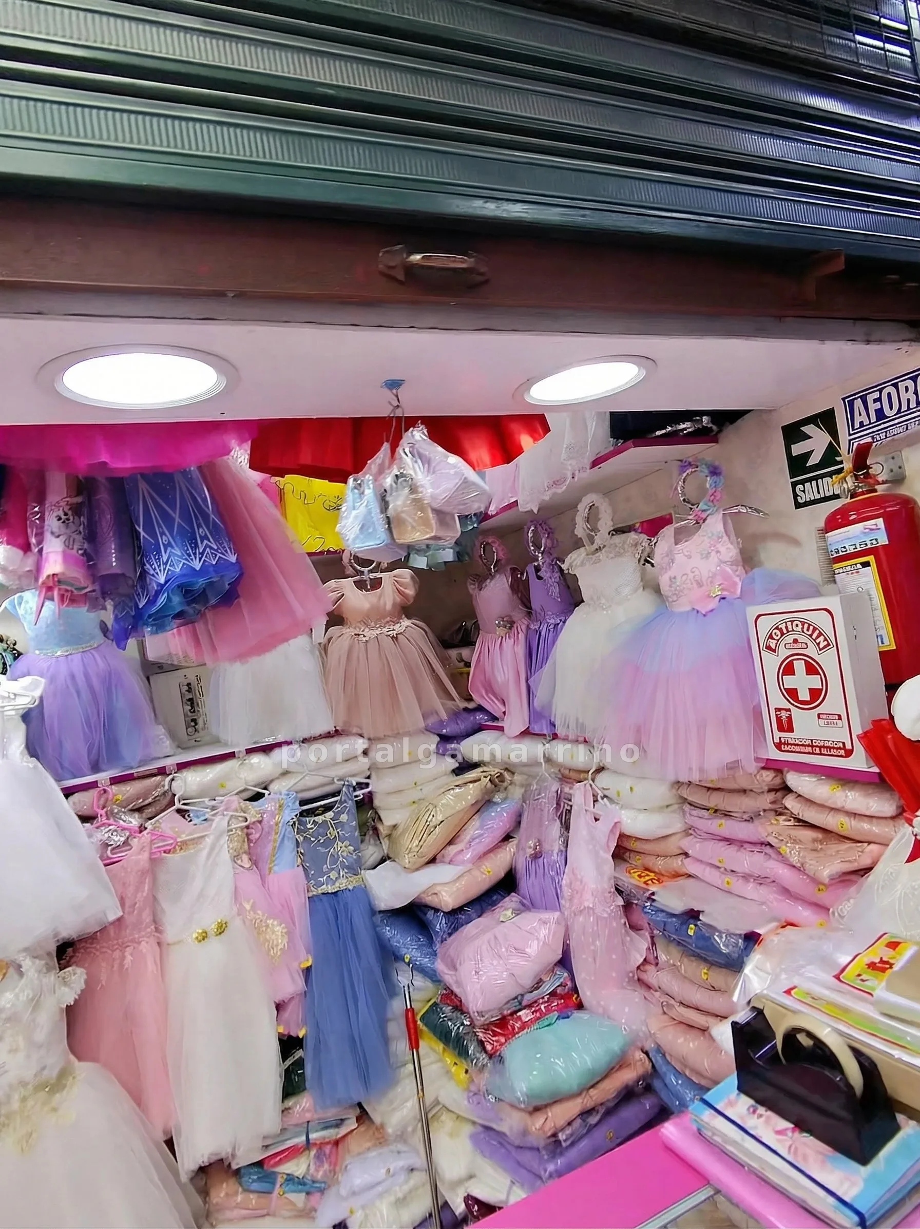 Tienda de vestidos de fiesta para niña y accesorios · Ropa Infantil · Vestidos para Niñas — foto 2