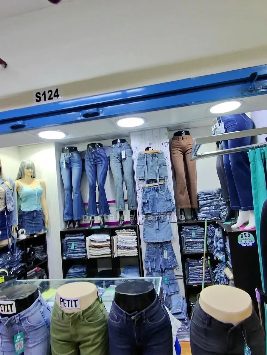 Tienda de Jeans y Faldas Denim Para Mujer · Ropa y Moda · Ropa para mujer — foto 1