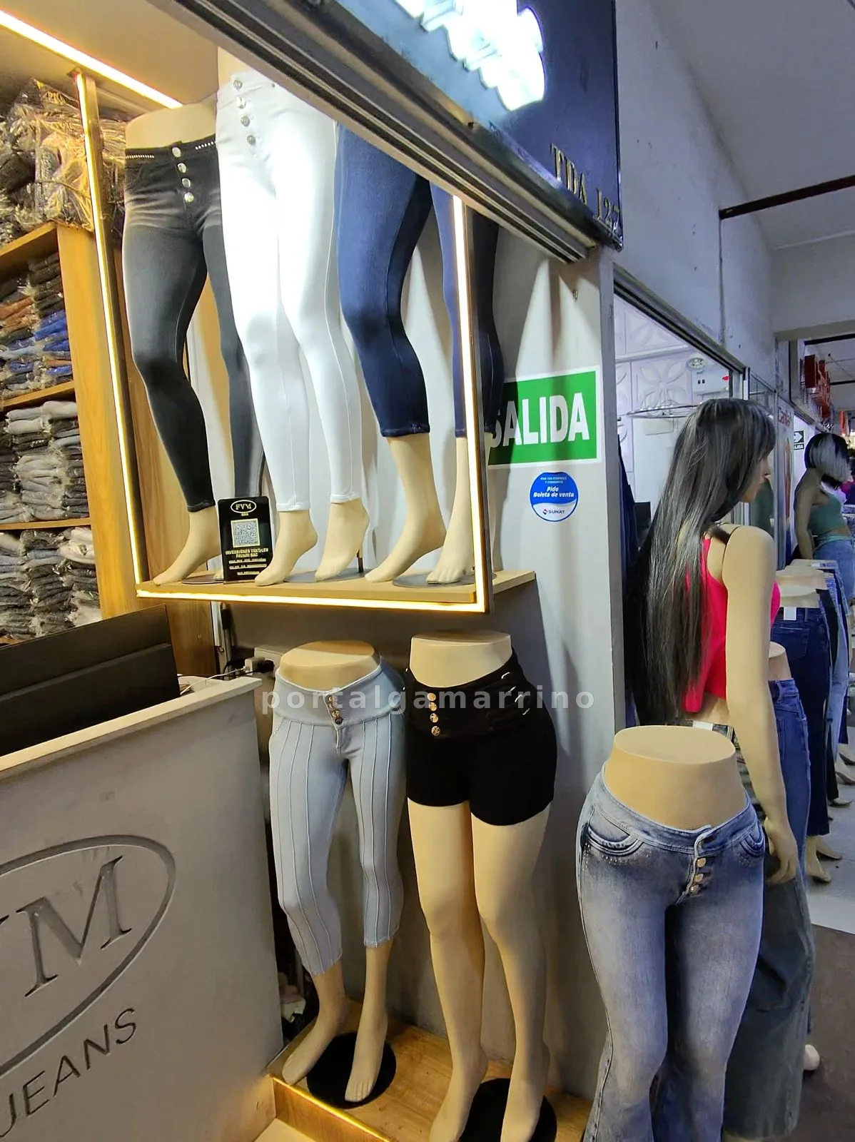 Tienda de Jeans y Ropa Moldeadora para Mujer · Ropa y Moda · Ropa para mujer — foto 2