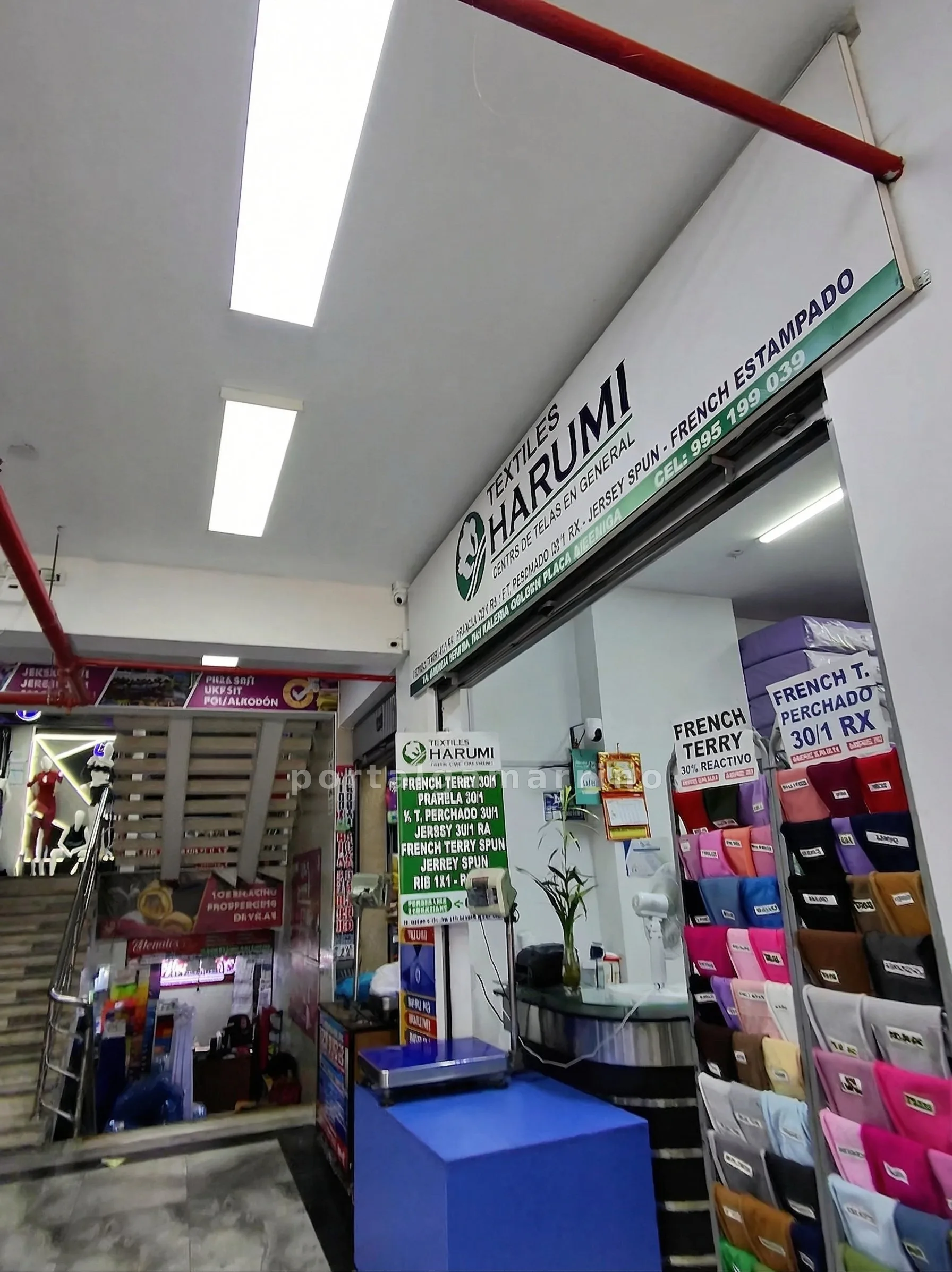 Tienda de telas de punto y reactivos Textiles Harumi · Telas · Tejido de Punto — foto 3