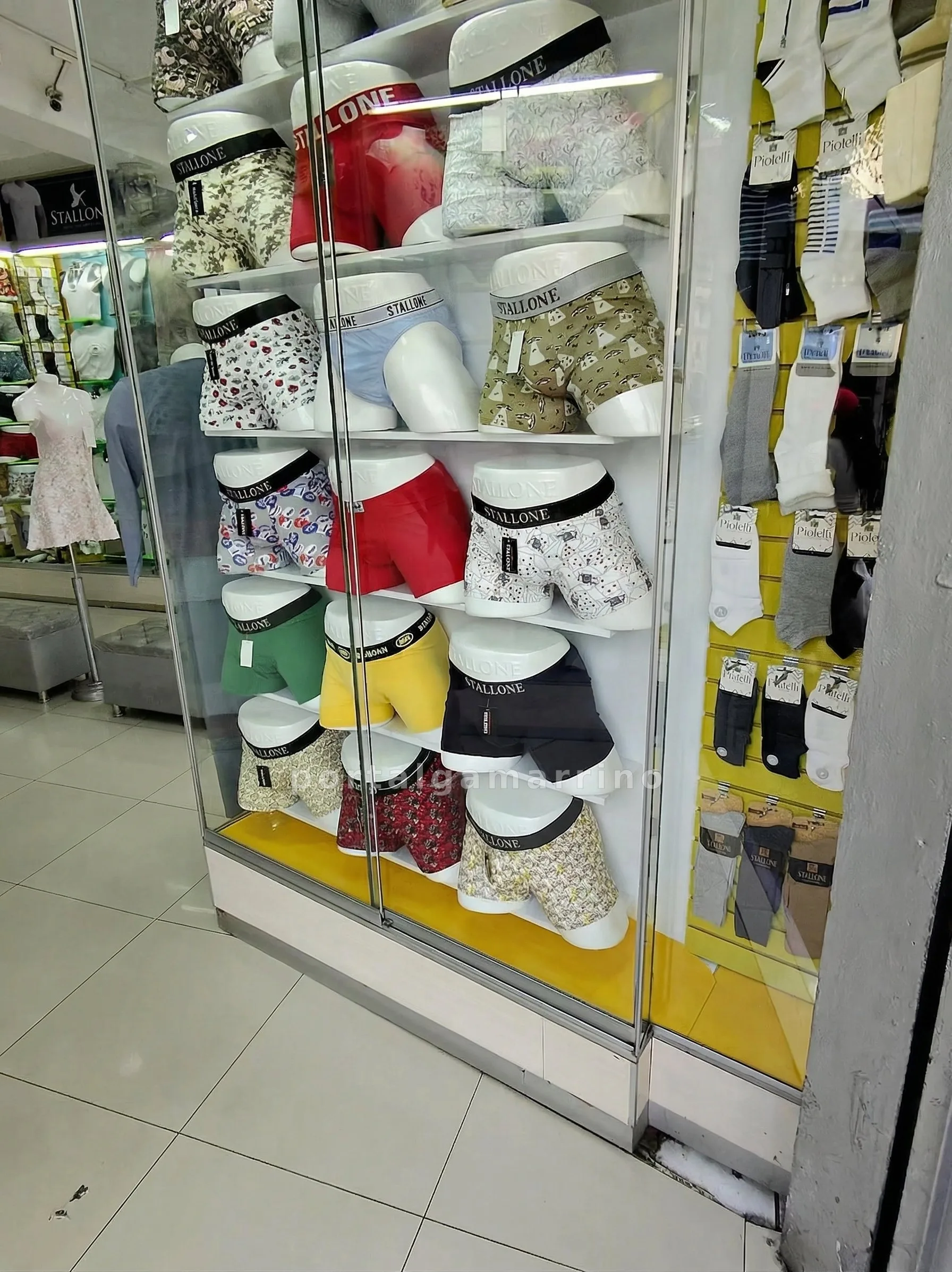 Tienda de Ropa Interior y Pijamas · Ropa y Moda · Ropa Interior y Pijamas — foto 3
