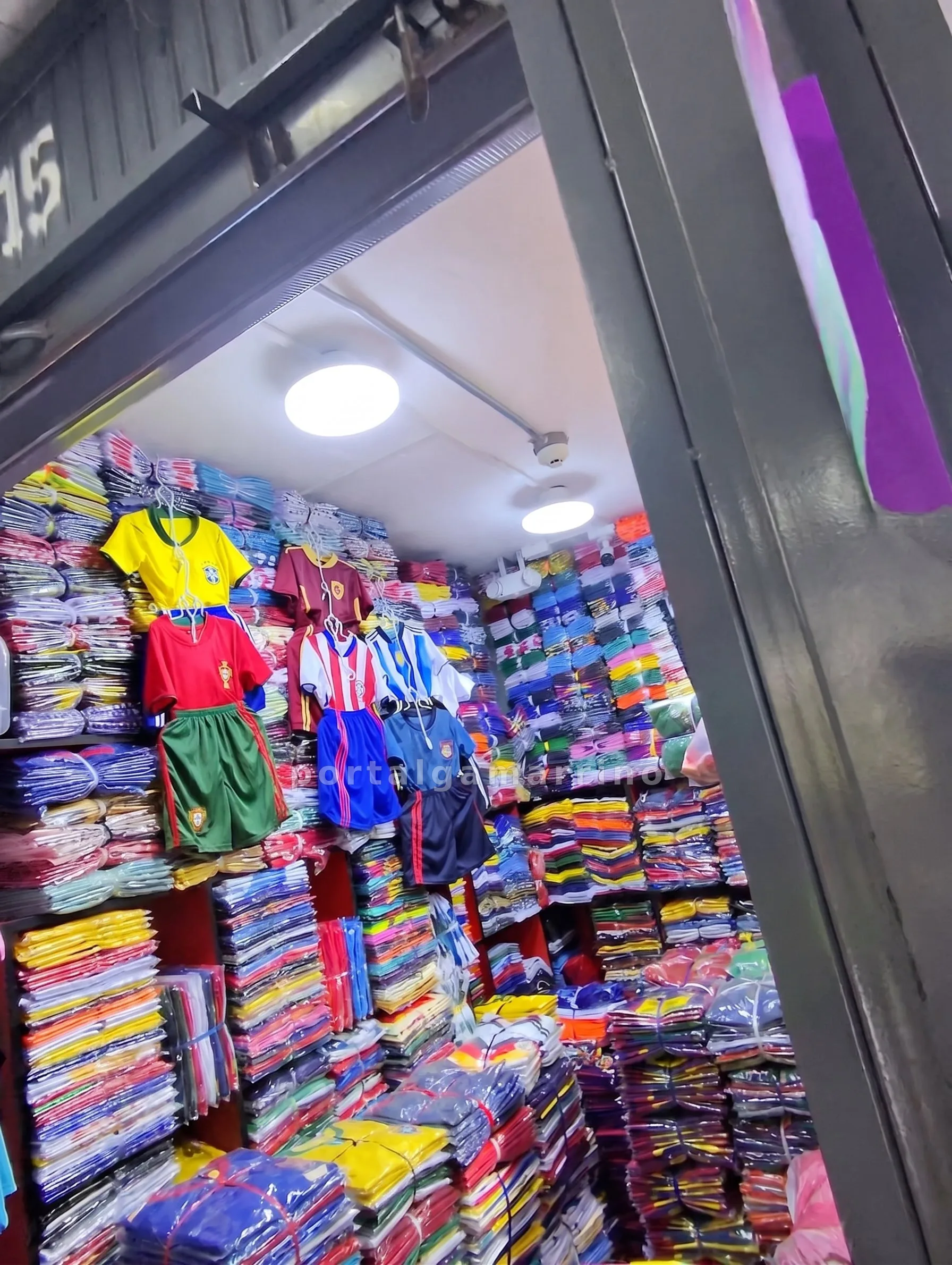 Tienda de Uniformes y Camisetas Deportivas · Ropa Deportiva · Camisetas Deportivas — foto 2