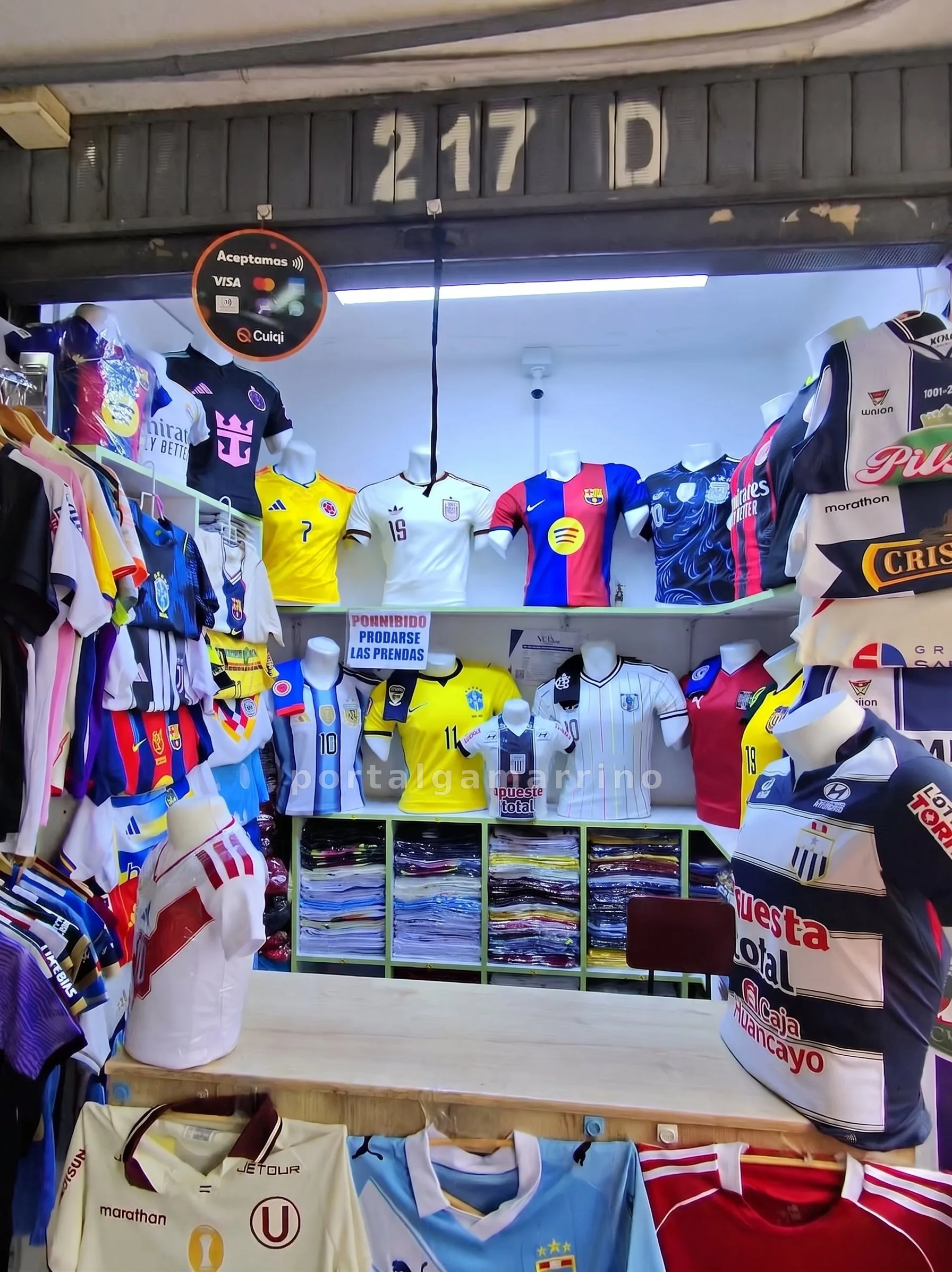 Tienda de Camisetas de Fútbol y Selecciones — Galería Humboldt