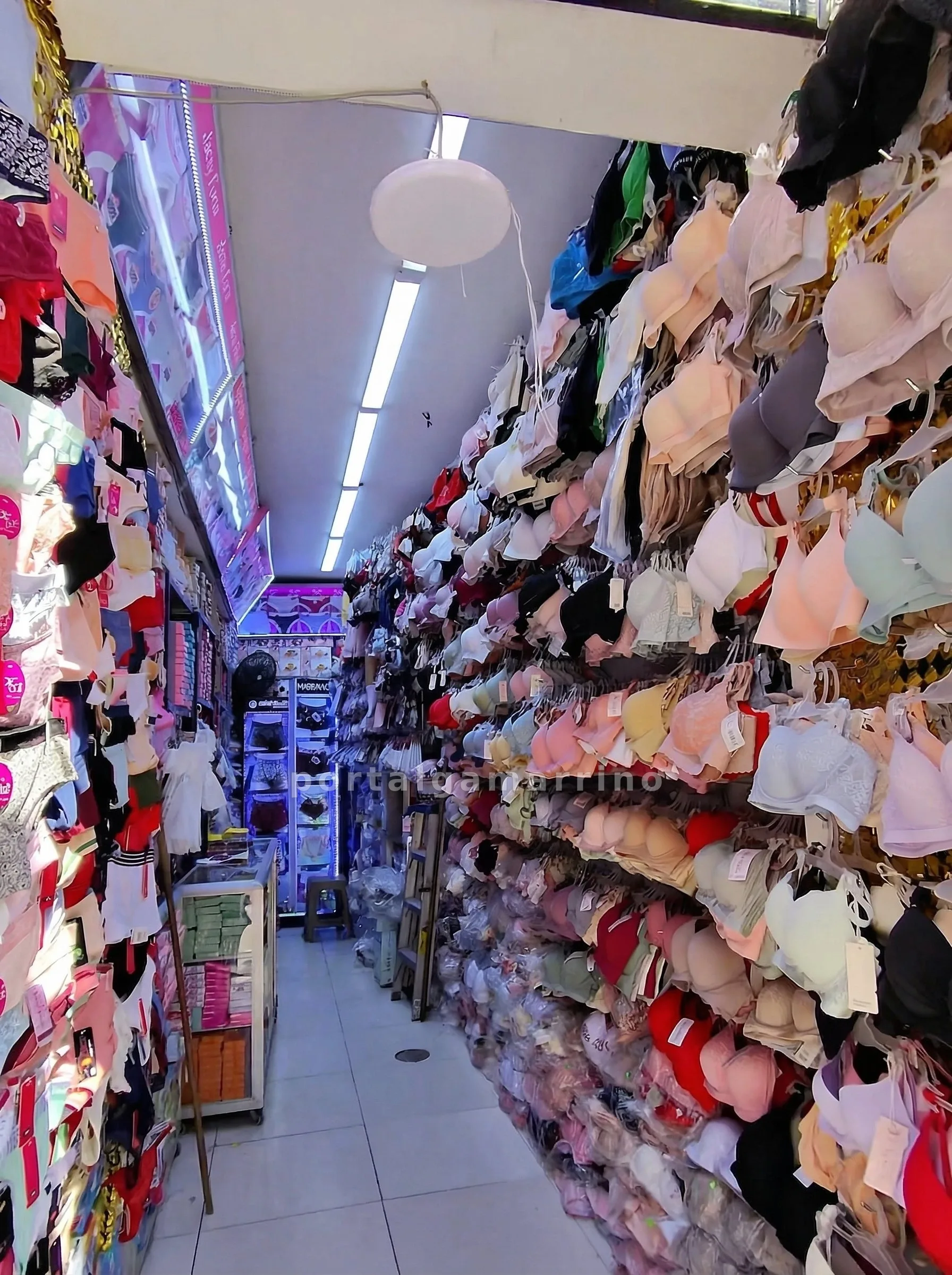 Tienda de Ropa Interior Femenina y Lencería · Ropa y Moda · Ropa Interior para Mujer — foto 2