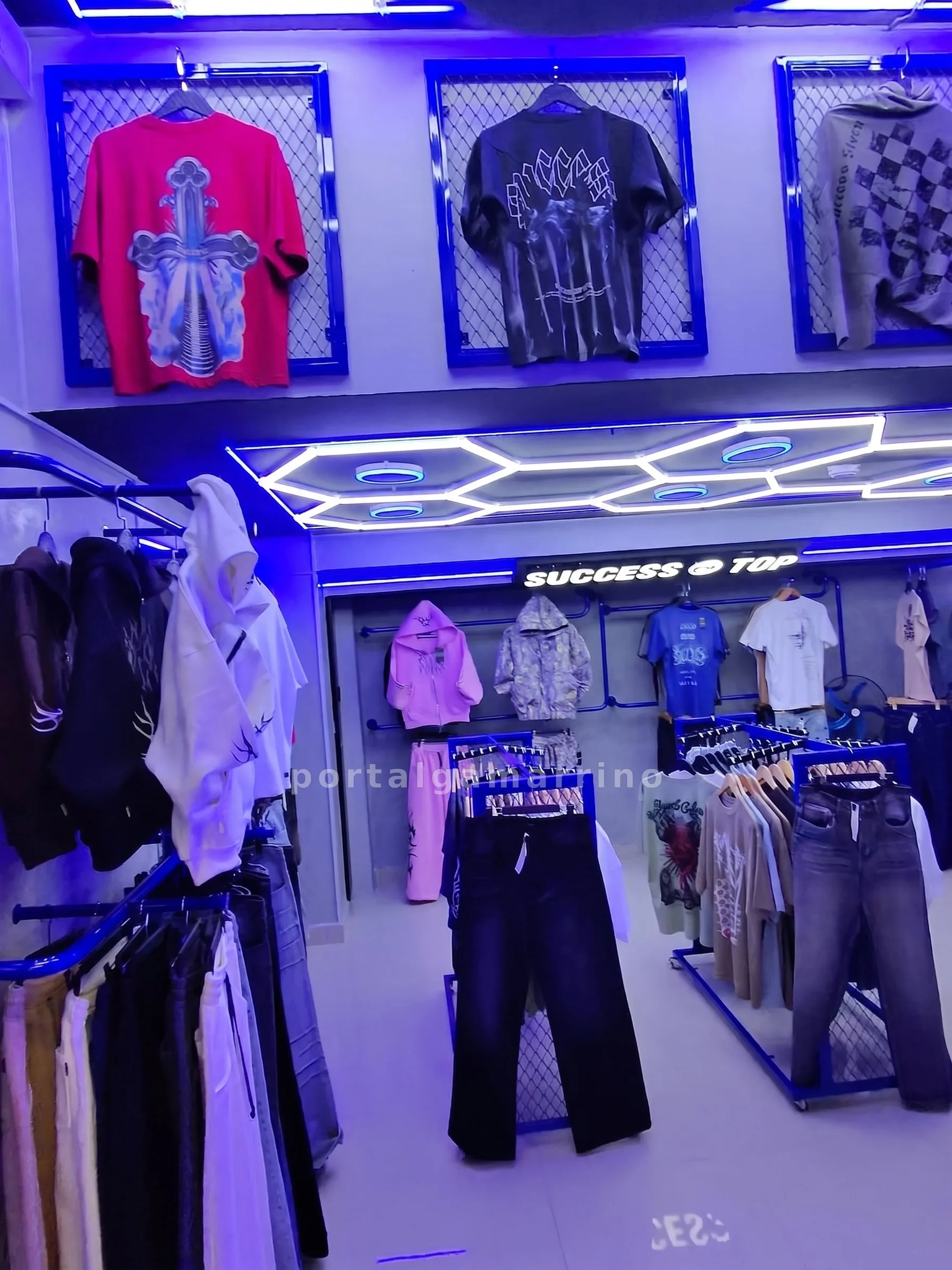 Tienda de Ropa Urbana Streetwear · Ropa y Moda · Ropa para Hombre y Mujer — foto 2