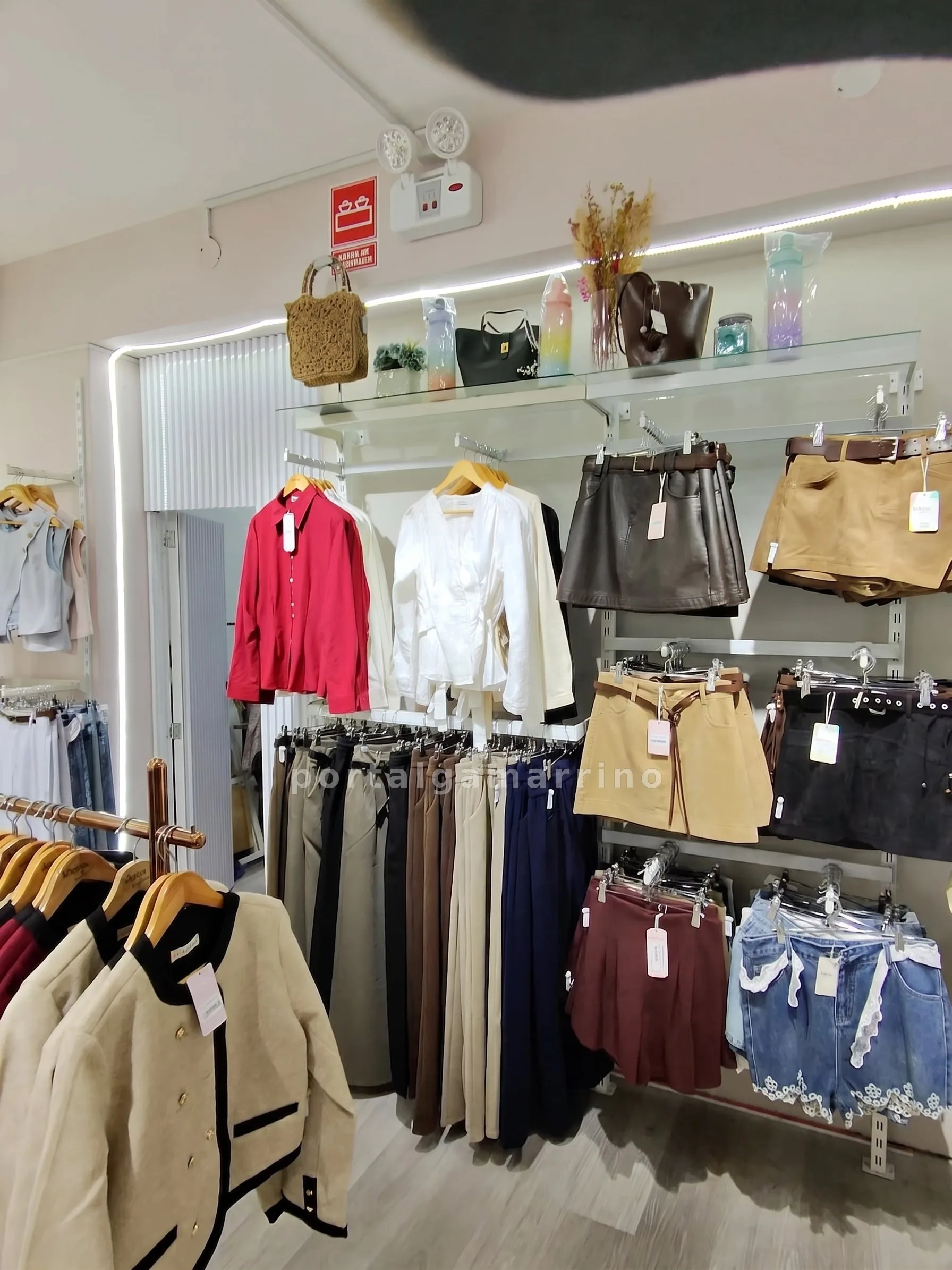 Boutique de Ropa y Accesorios para Mujer · Ropa y Moda · Ropa para mujer — foto 4