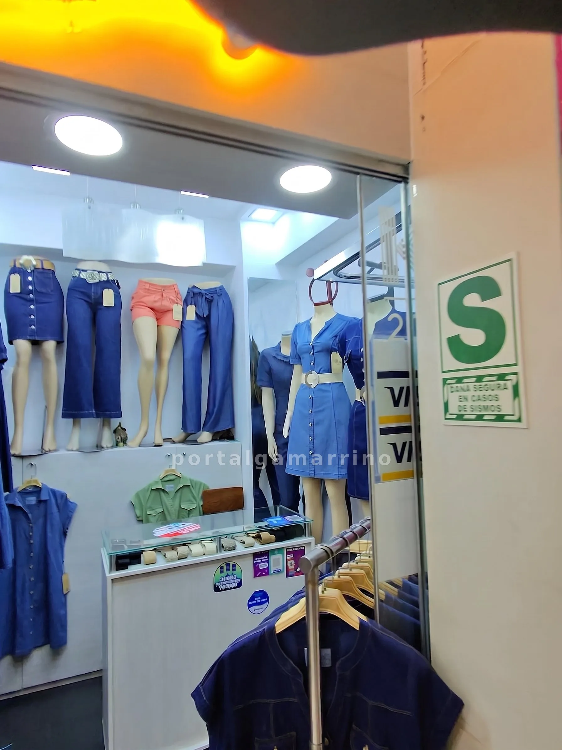 Tienda de Ropa Denim para Mujer · Ropa y Moda · Denim para Mujer — foto 2