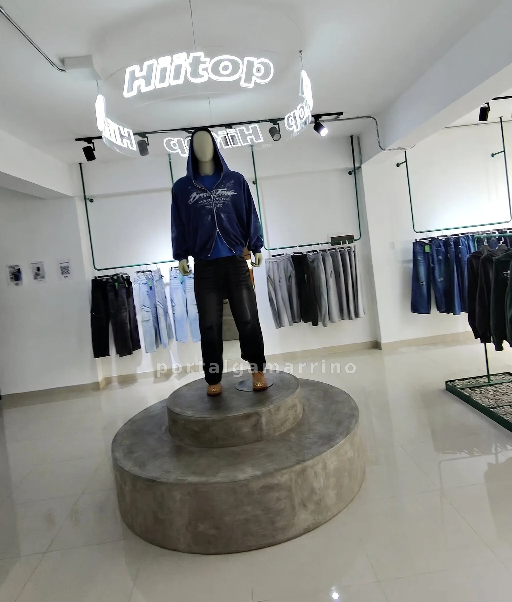 Tienda de Ropa Urbana y Denim Streetwear · Ropa y Moda · Ropa para hombre — foto 3