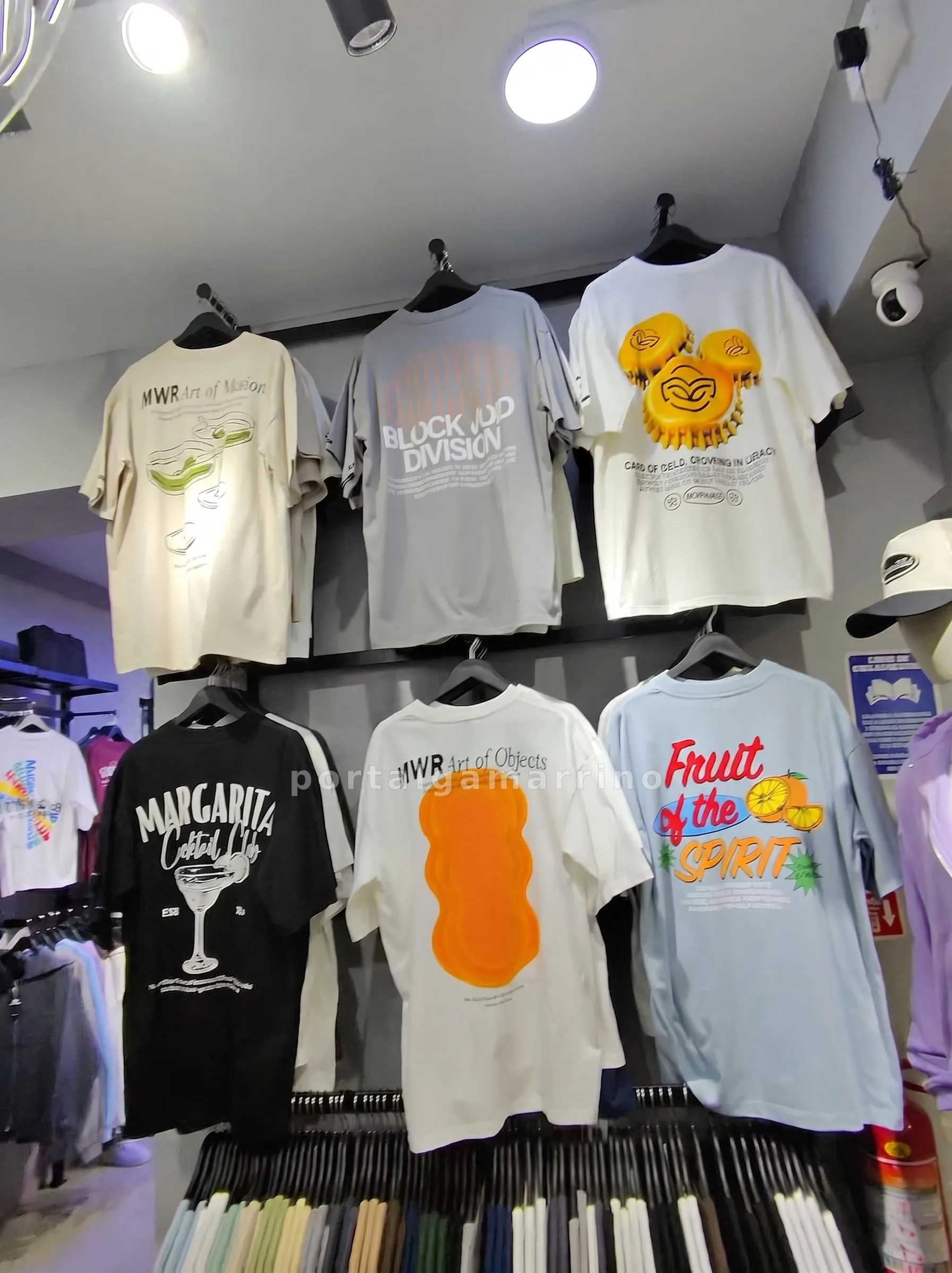 Tienda de Ropa Urbana y Denim · Ropa y Moda · Ropa para hombre — foto 2
