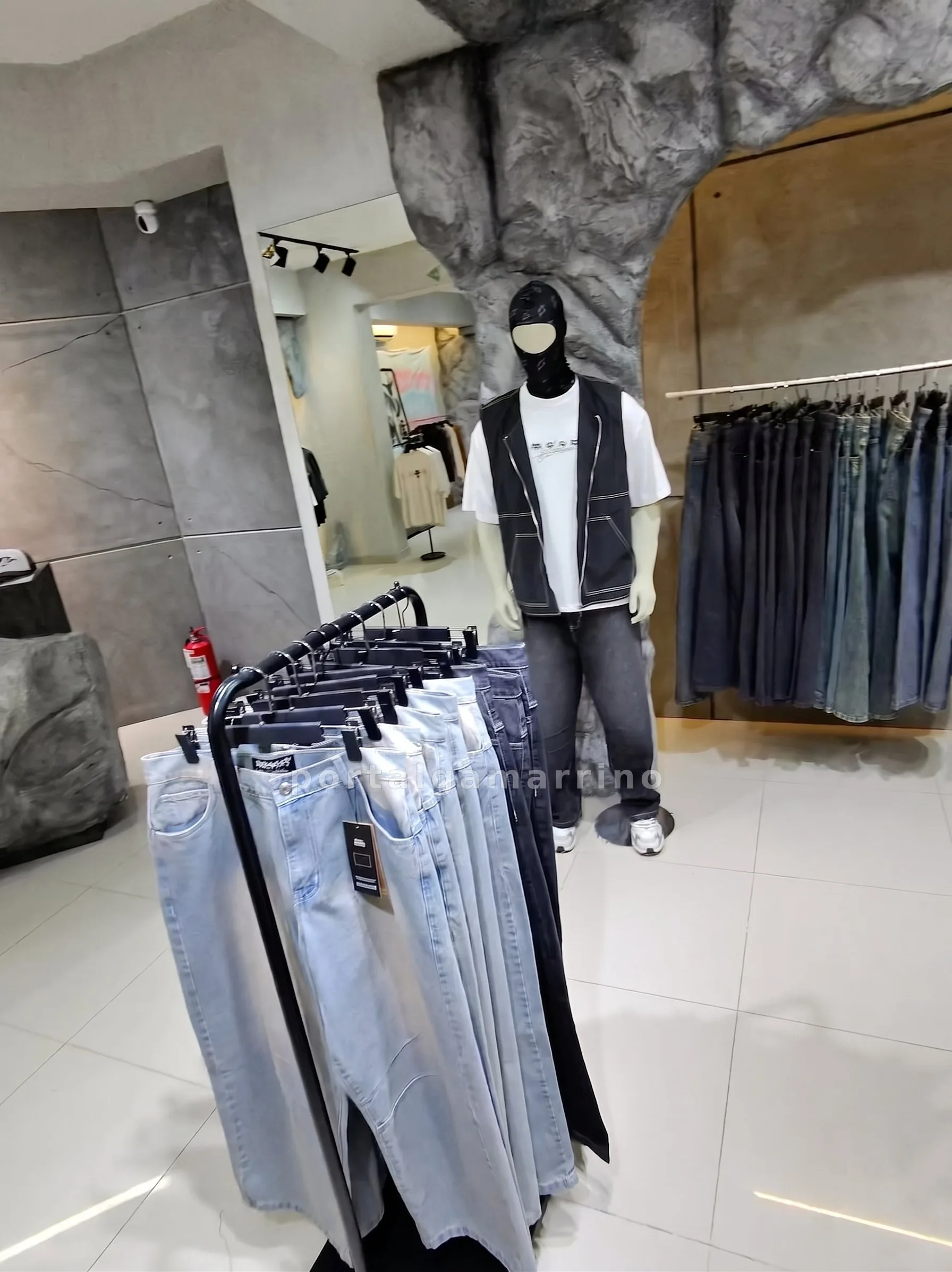 Tienda de Ropa Urbana y Denim Streetwear · Ropa y Moda · Ropa para hombre — foto 4