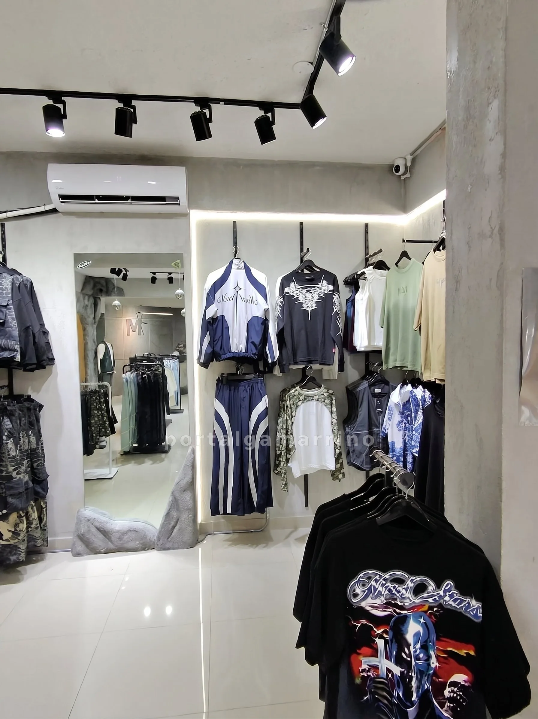 Tienda de Ropa Urbana y Denim Streetwear · Ropa y Moda · Ropa para hombre — foto 2