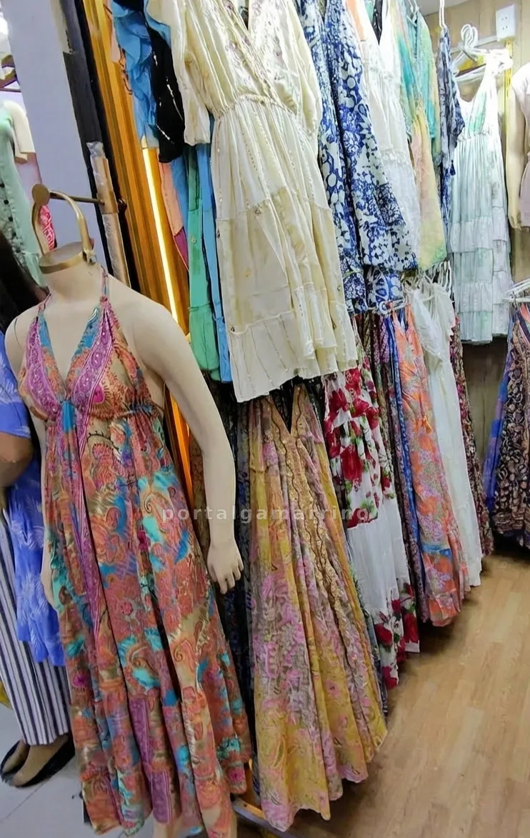 Tienda de Vestidos Frescos · Ropa y Moda · Ropa para mujer — foto 2