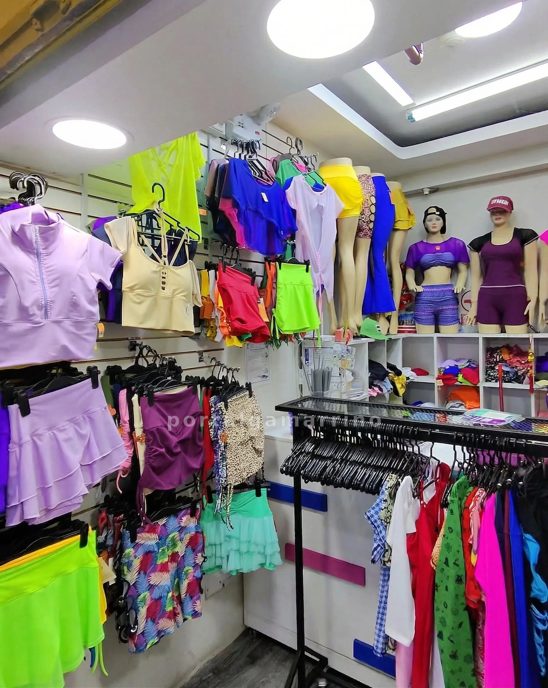 Tienda de Ropa Deportiva y Fitness Para Mujer · Ropa Deportiva · Ropa Deportiva para Mujer — foto 1