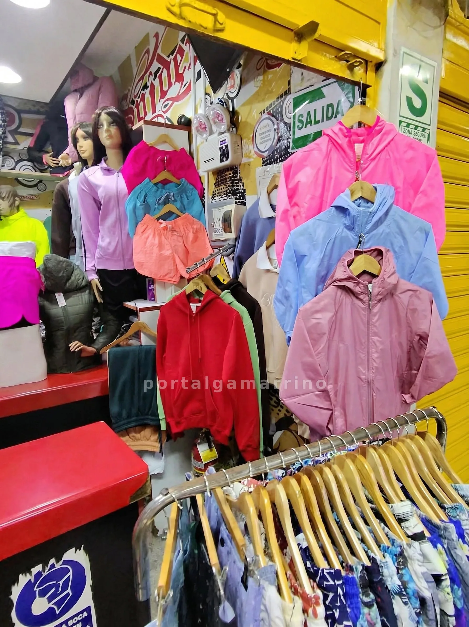 Tienda de Ropa Deportiva y Casual con Casacas Cortaviento y Shorts · Ropa Deportiva · Ropa Deportiva para Mujer — foto 1