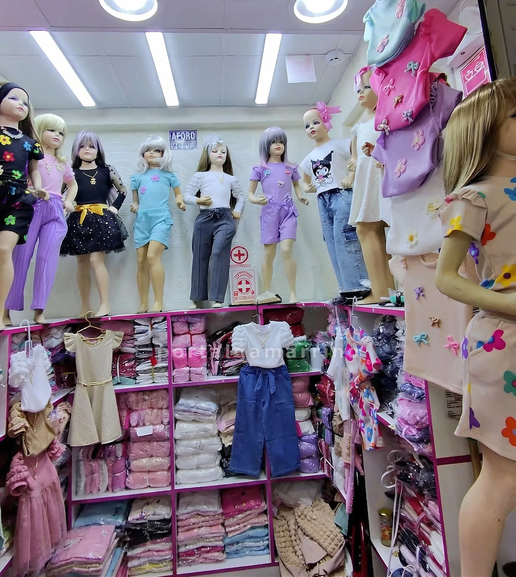 Tienda de ropa infantil para niña con conjuntos y vestidos · Ropa Infantil · Ropa para Niñas — foto 2