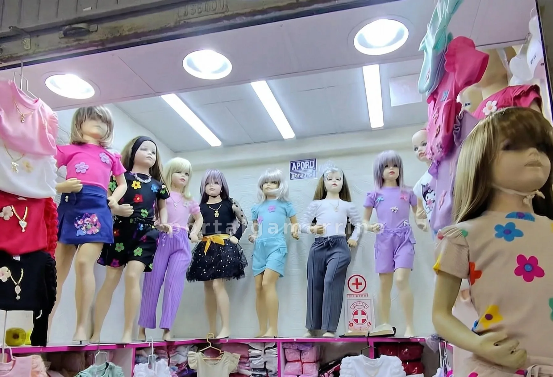 Tienda de ropa infantil para niña con conjuntos y vestidos · Ropa Infantil · Ropa para Niñas — foto 3
