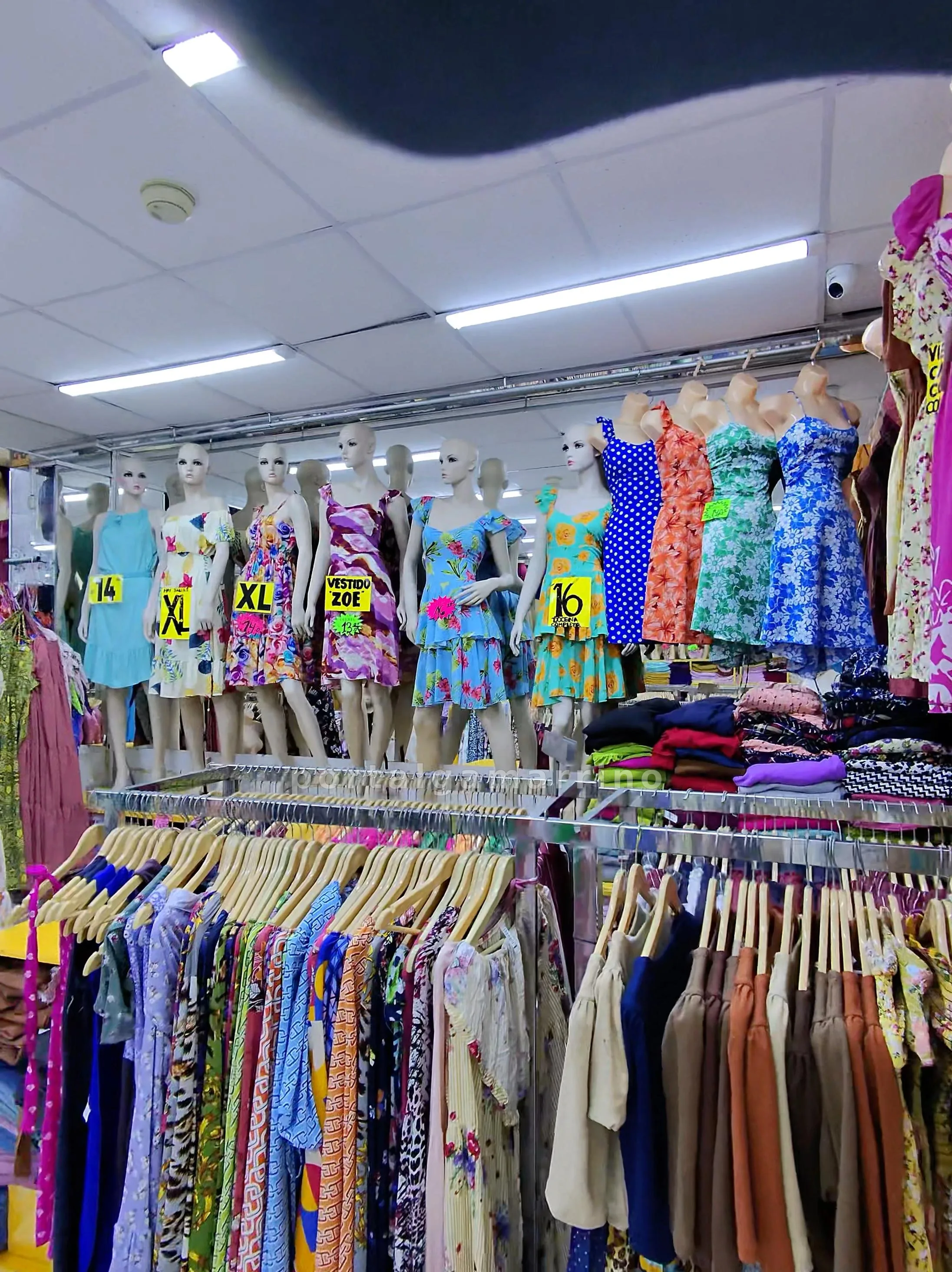 Tienda de Moda Femenina de Verano, Vestidos y Polos Estampados · Ropa y Moda · Vestidos — foto 3