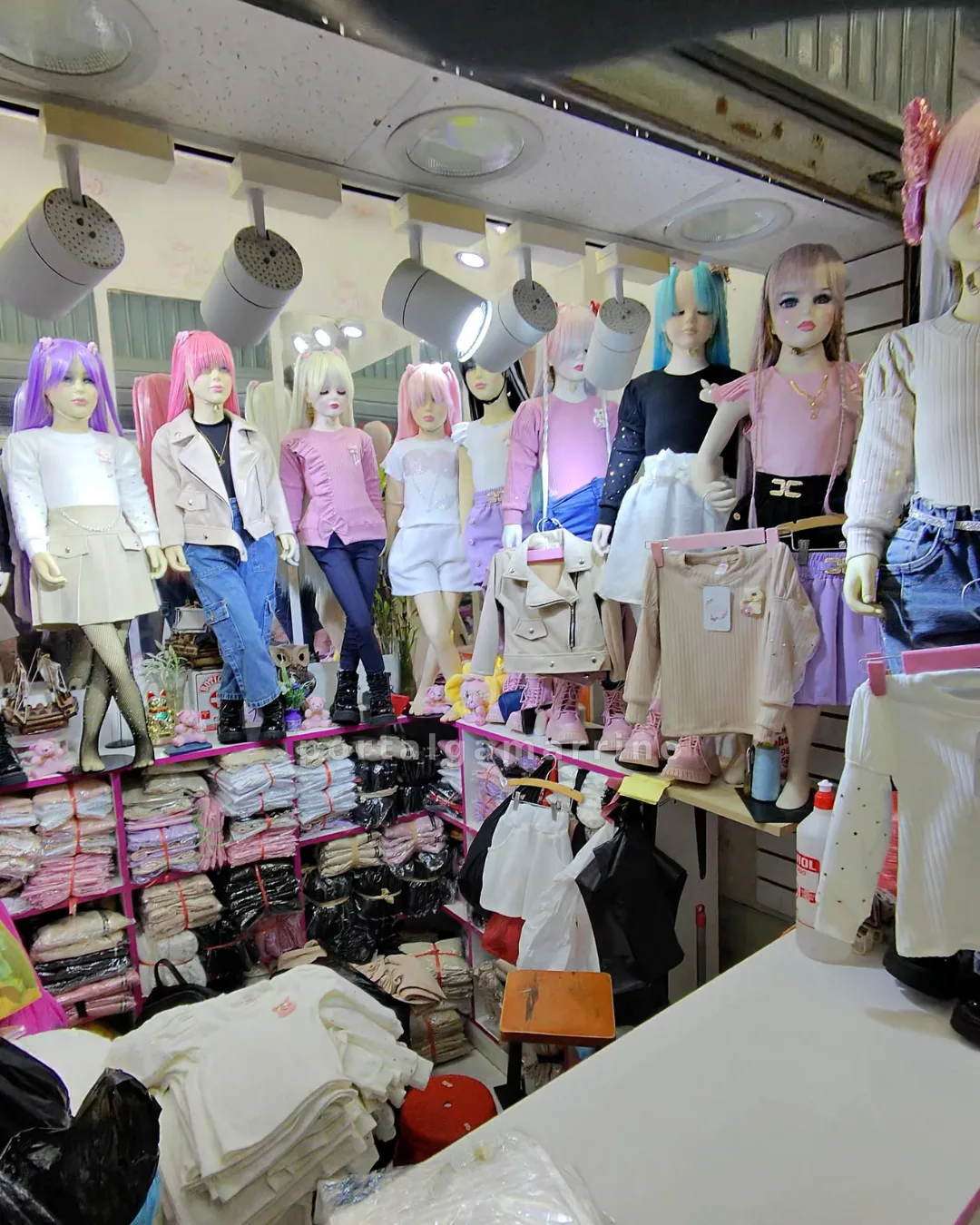 Tienda de ropa para niña con outfits casuales · Ropa Infantil · Ropa para Niñas — foto 3